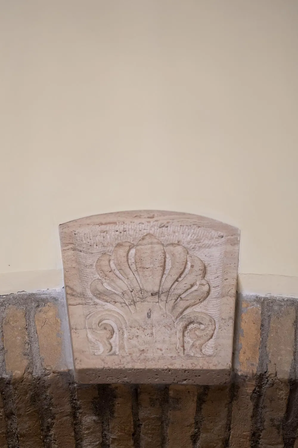 Decorative detail in Suites Rome