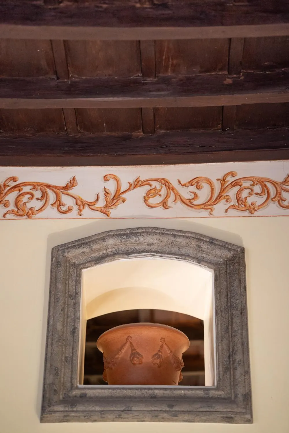 Decorative detail in Suites Rome