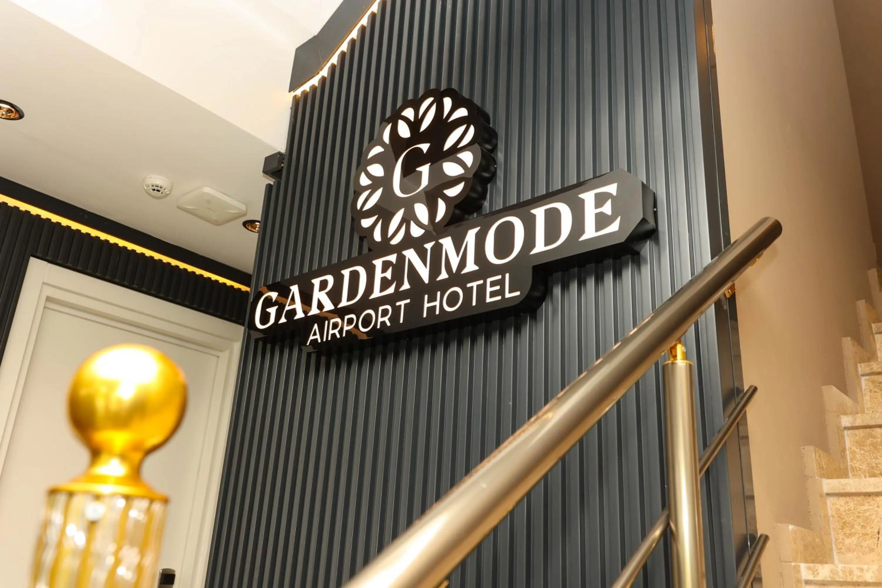Lobby or reception in Gardenmode Airport Hotel