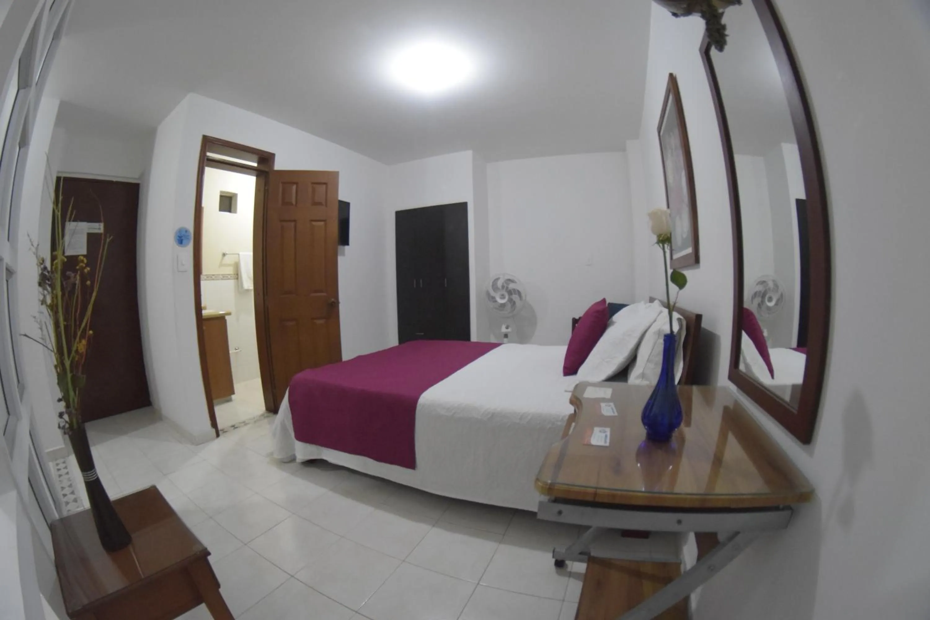 Bathroom, Bed in San Juan Del Lago