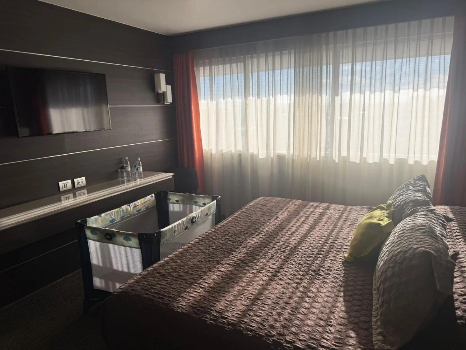 cot, Bed in Hotel Real Alameda de Queretaro