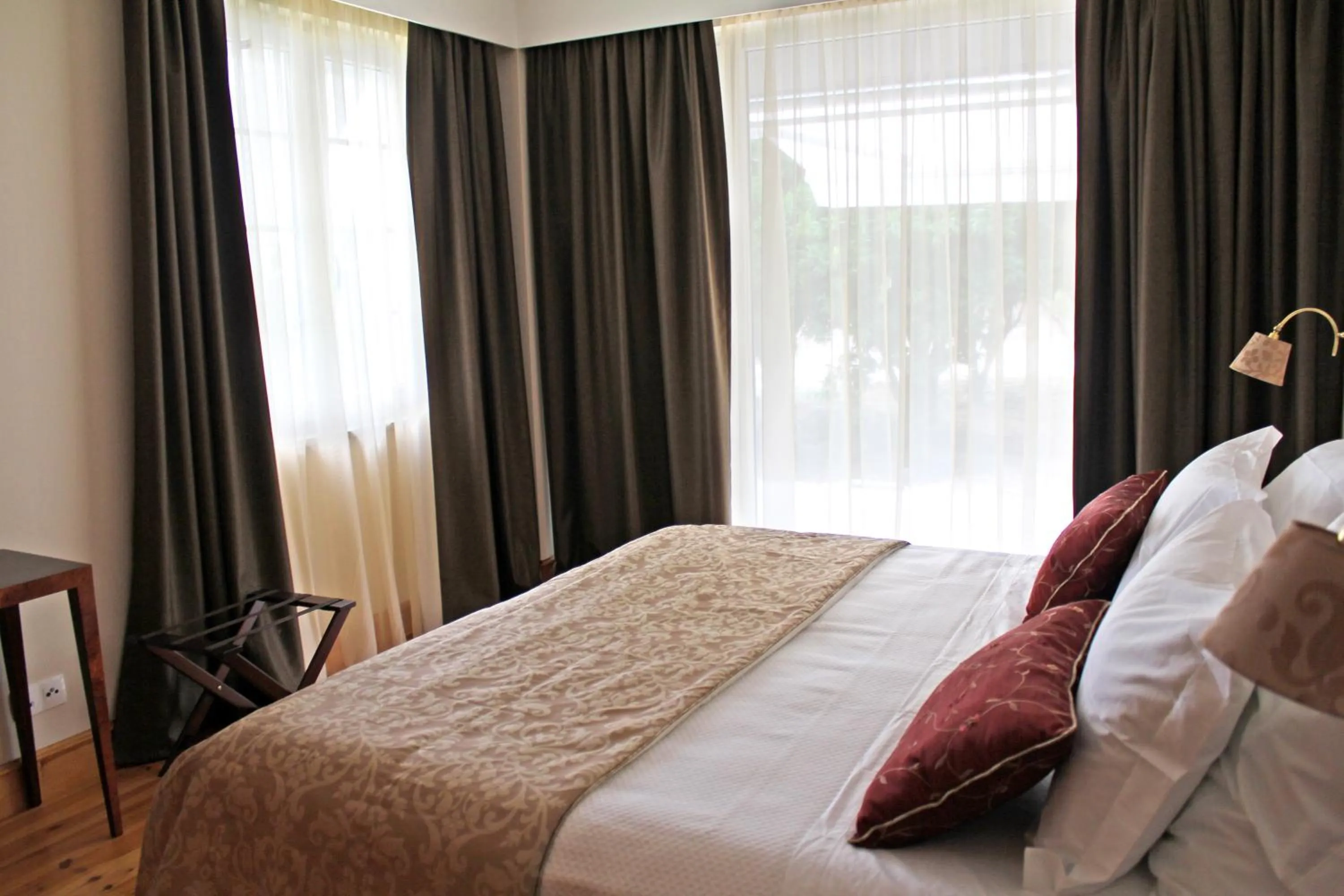 Bedroom, Bed in Cabecas do Reguengo