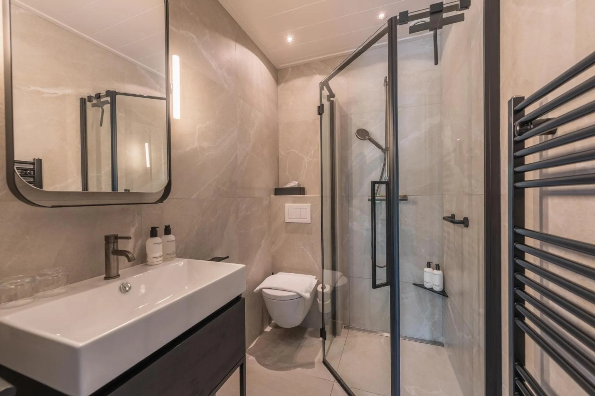 Shower in Villa Magnolia