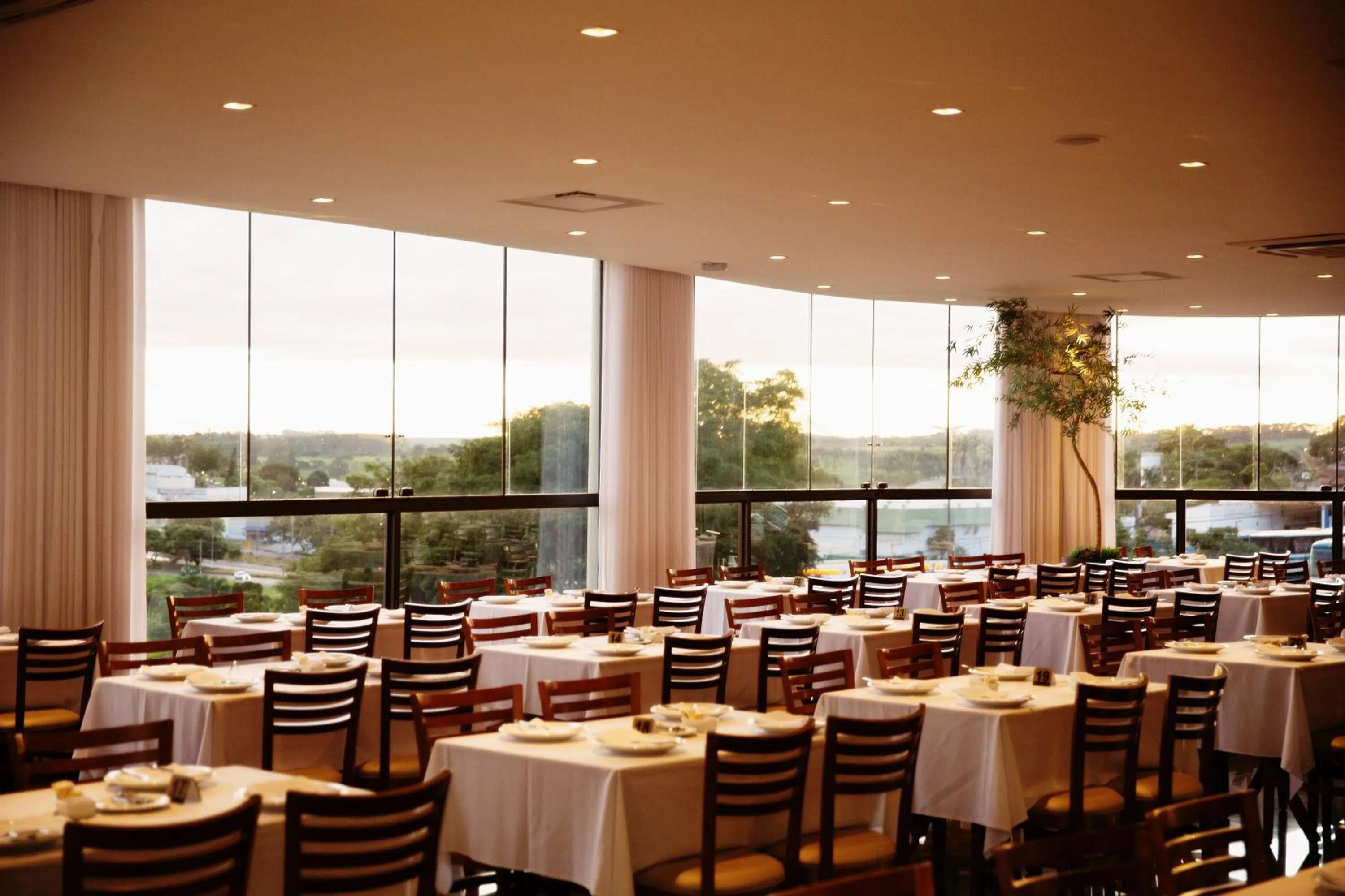 Restaurant/places to eat in Gálatas Golden Hotel