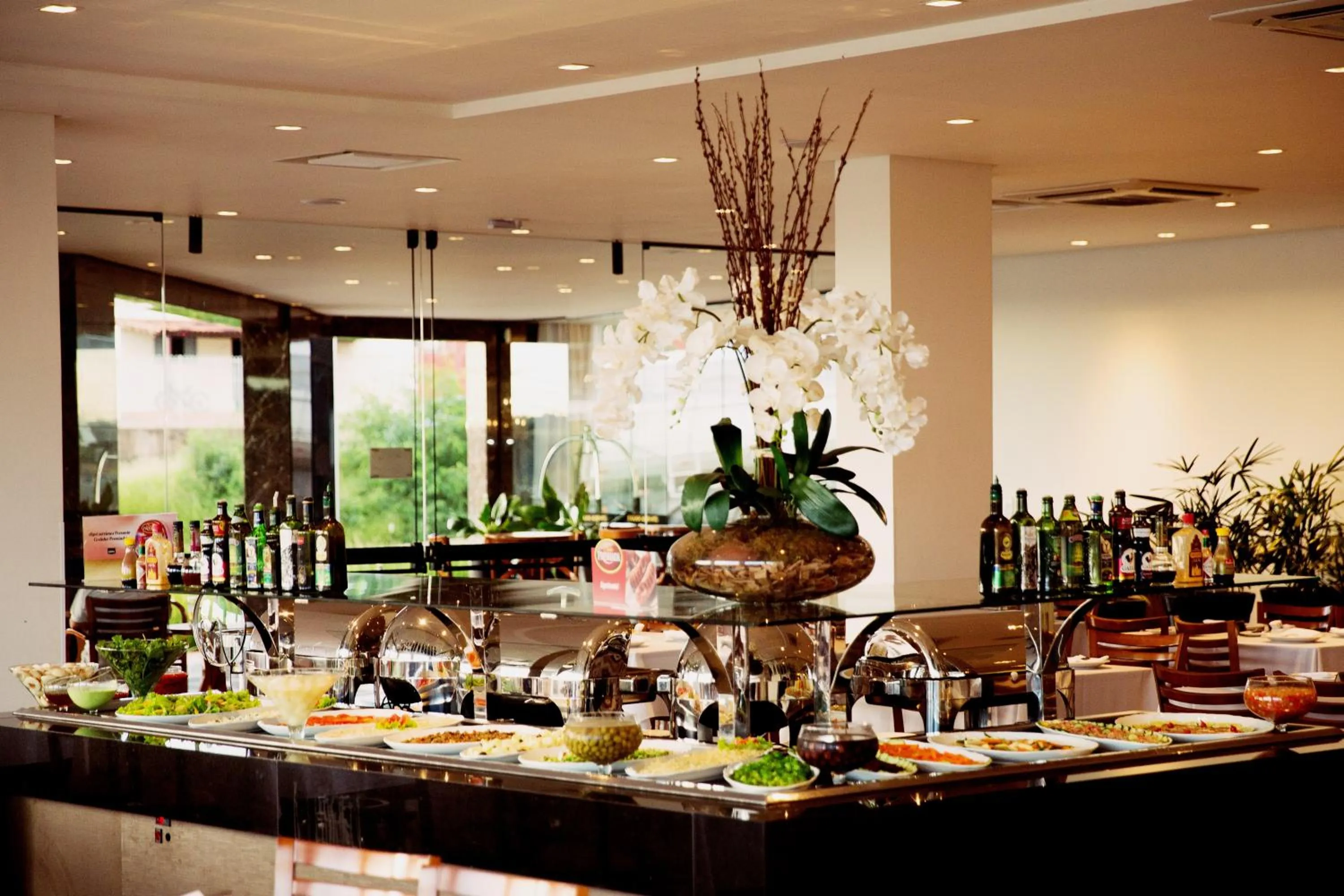 Restaurant/places to eat in Gálatas Golden Hotel