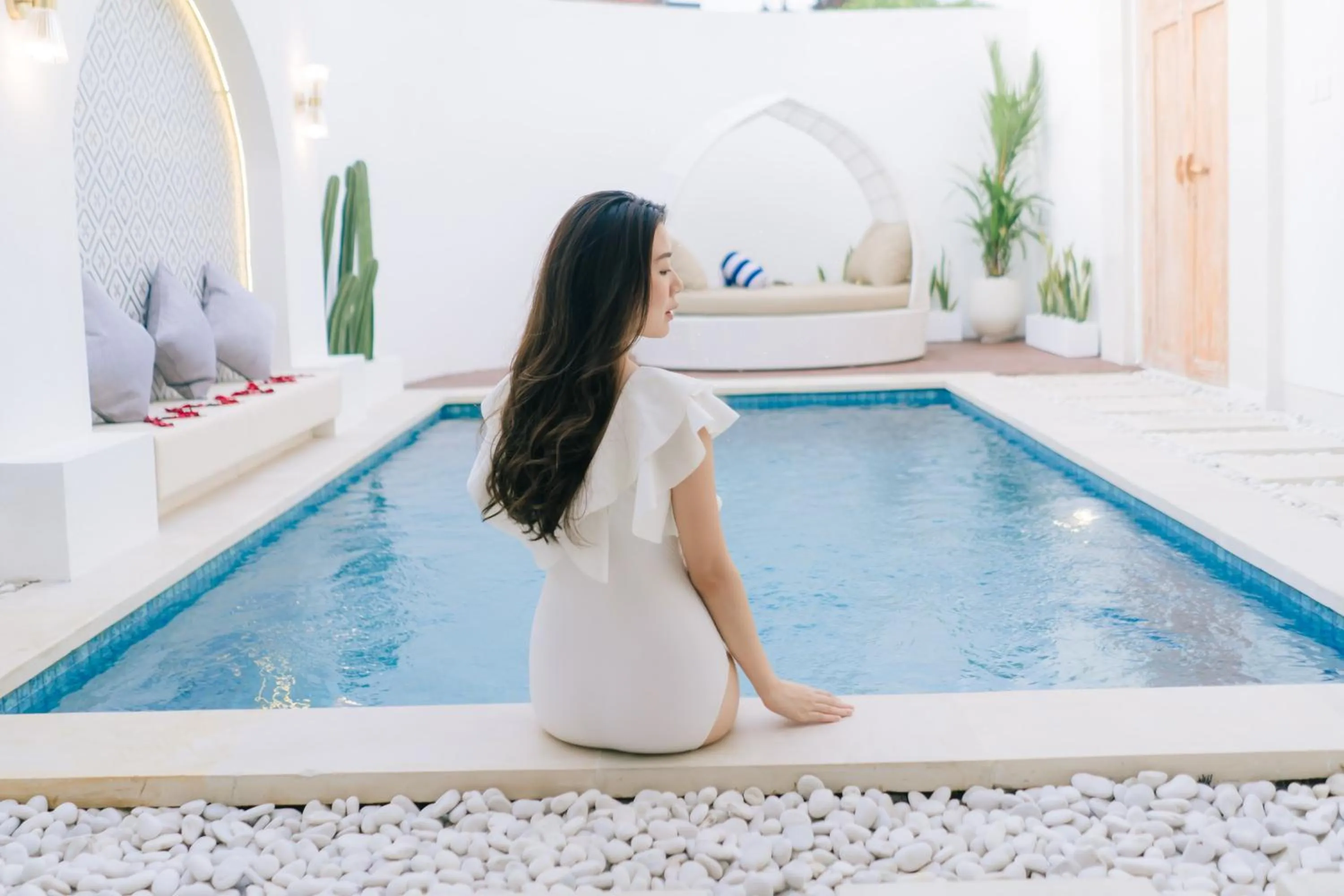 Swimming pool in Melviano Suite & Villa