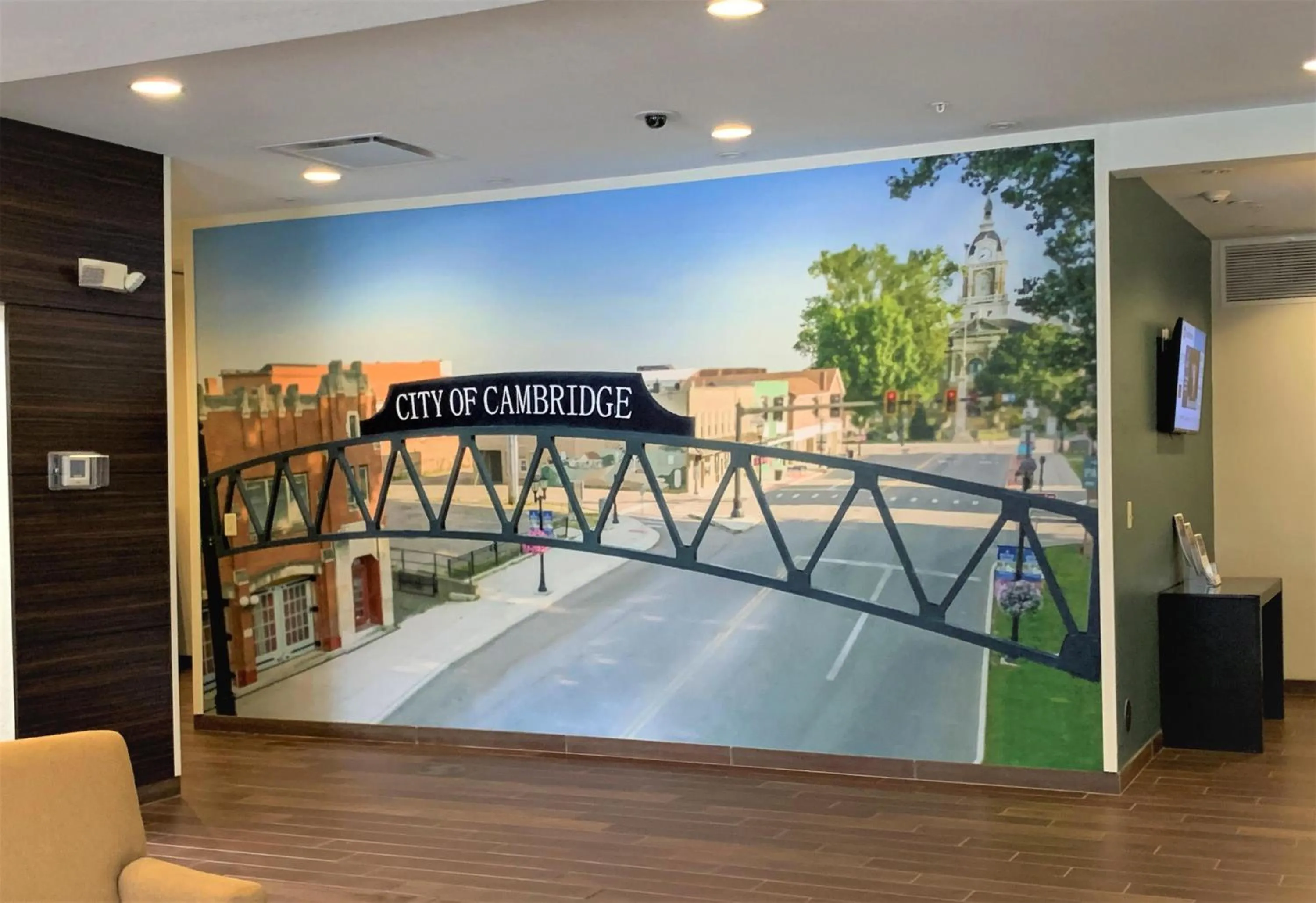 Lobby or reception in SureStay by Best Western Cambridge