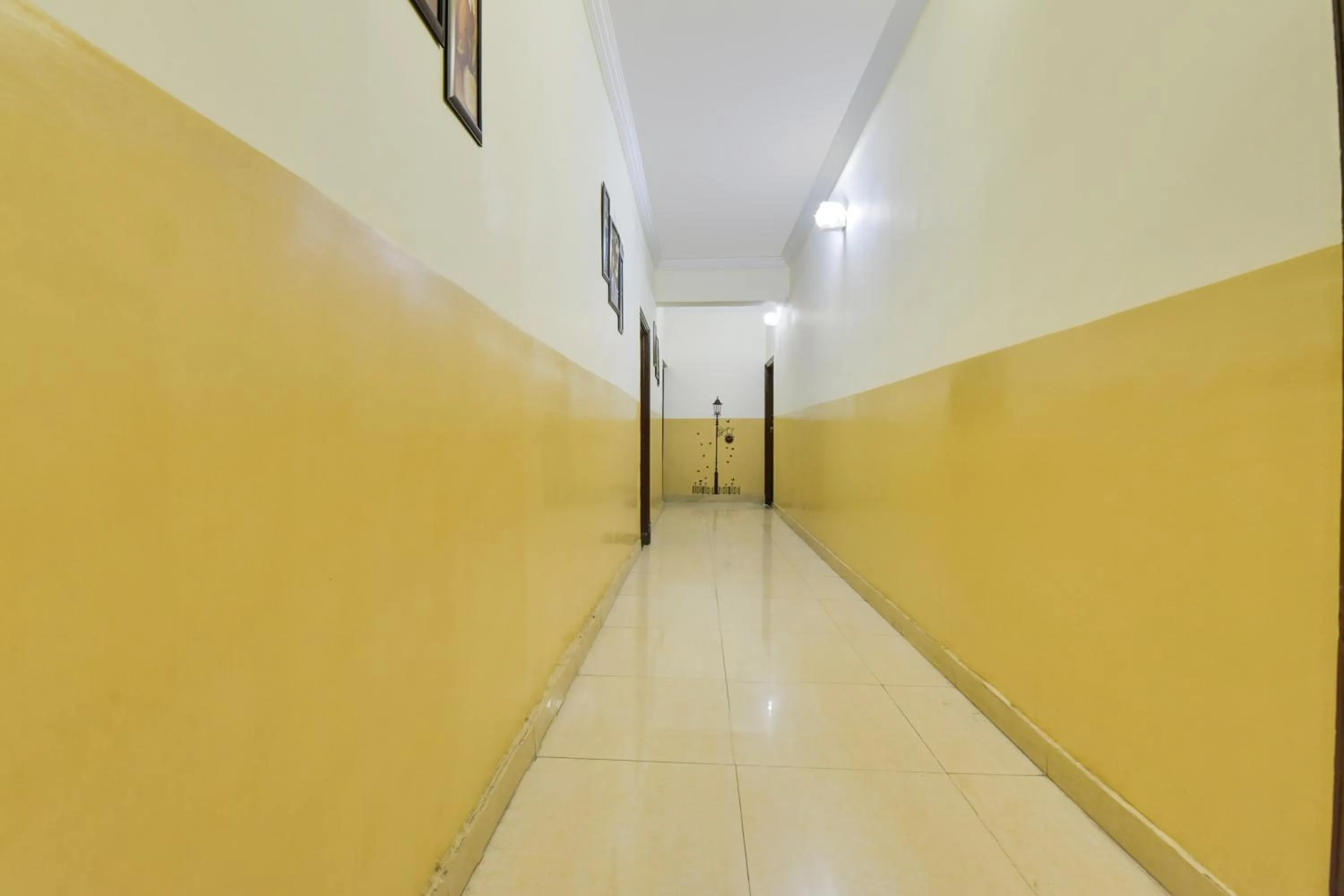 Lobby or reception in Hotel O Homewood Suites And Guest House