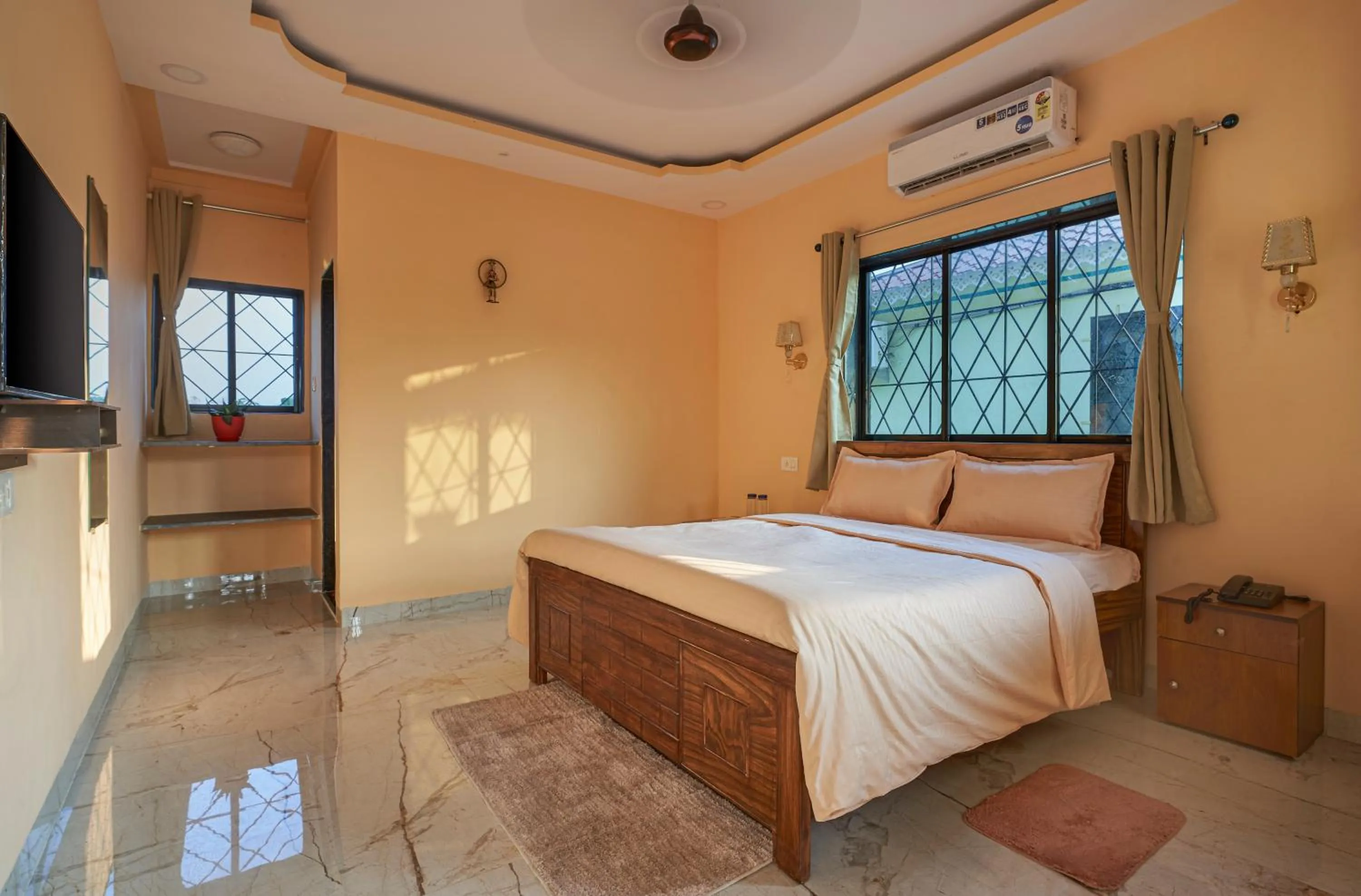 Bedroom, Bed in Tarangan Resort