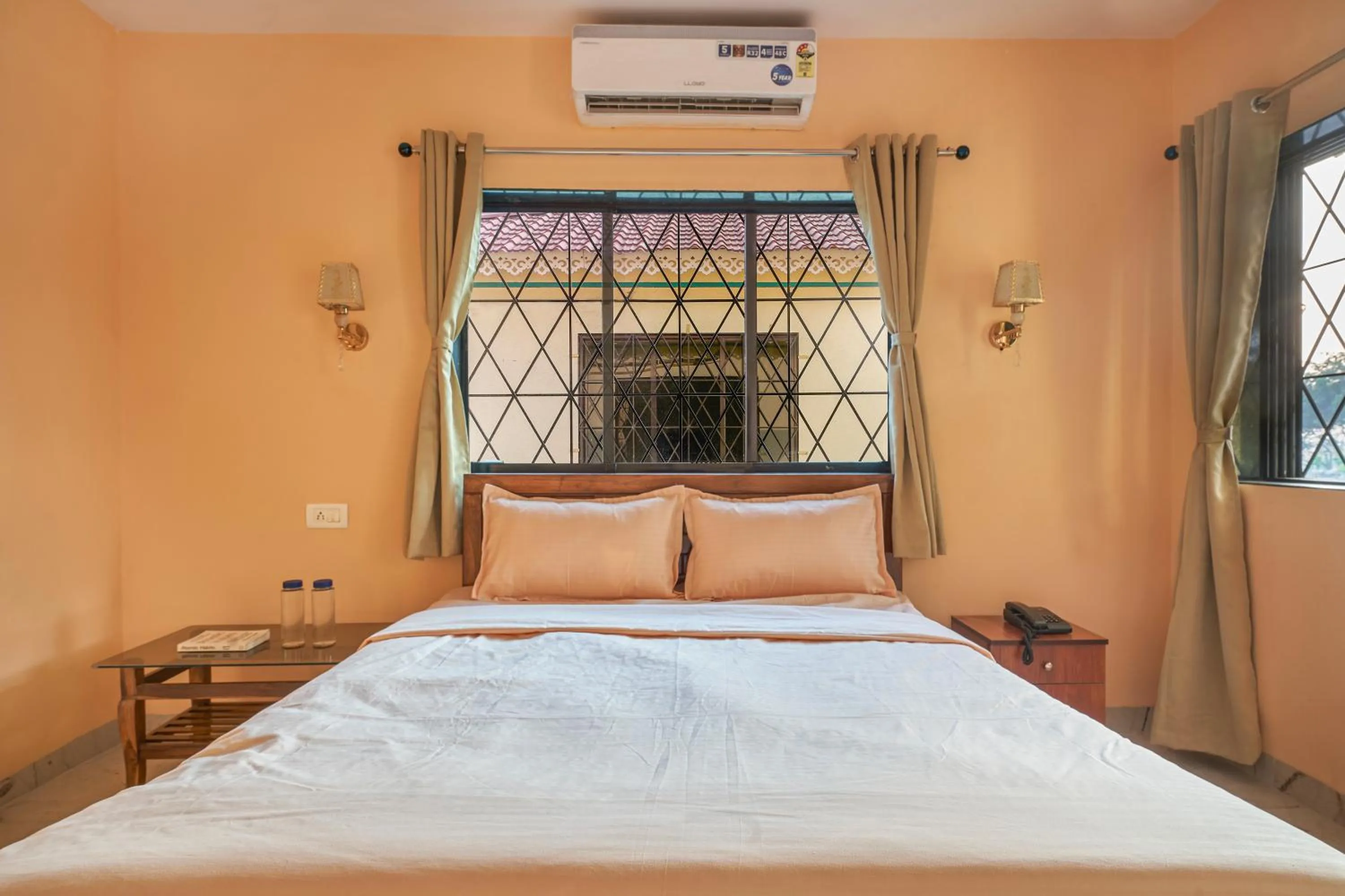 Bed in Tarangan Resort