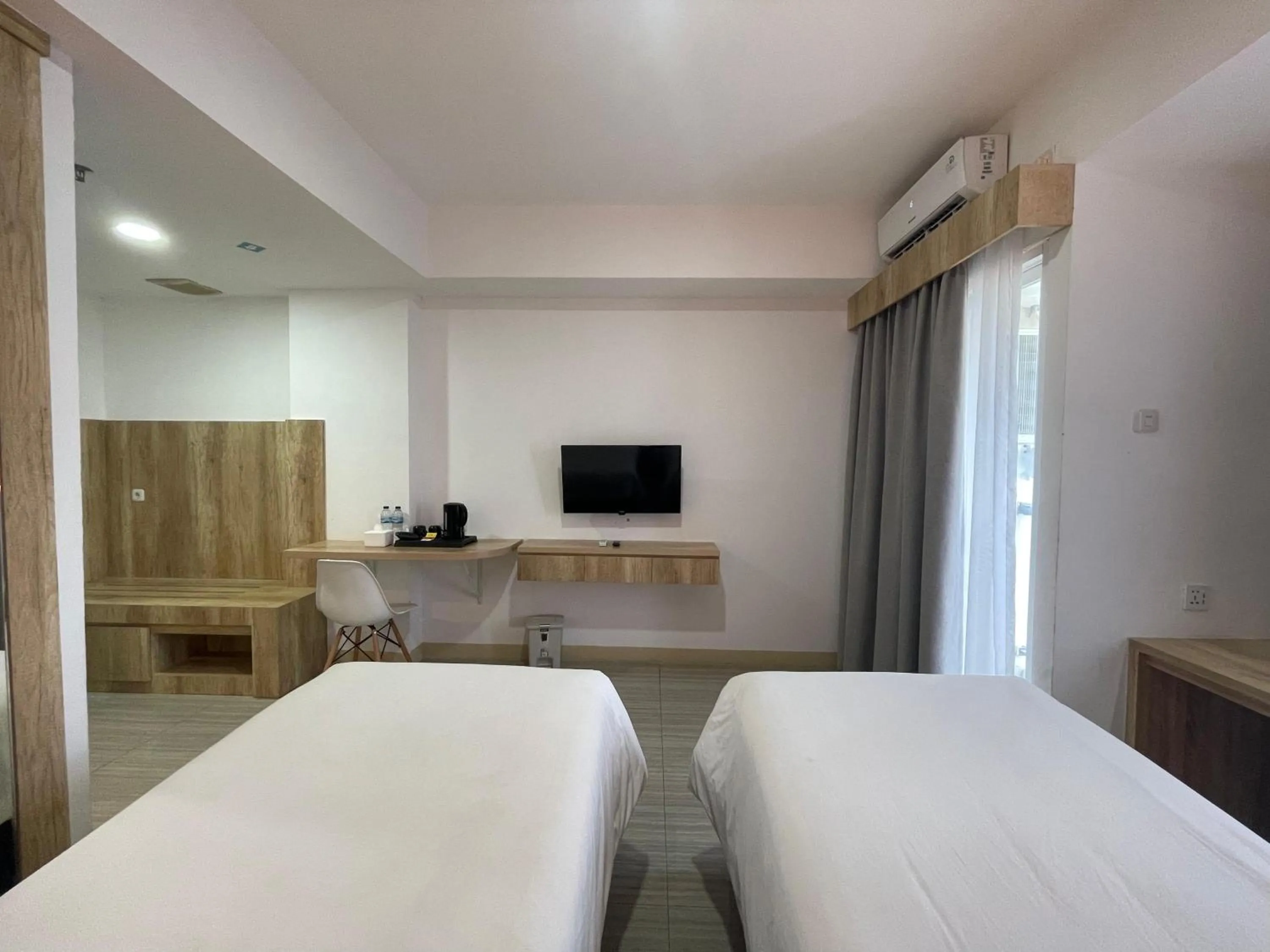 Bedroom, Bed in Praya Room