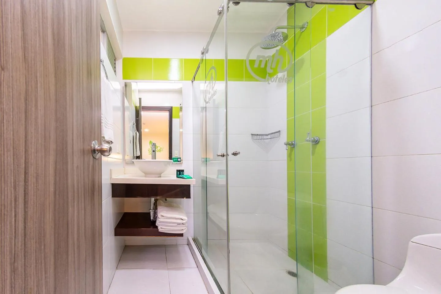 Bathroom in Hotel MH Pereira