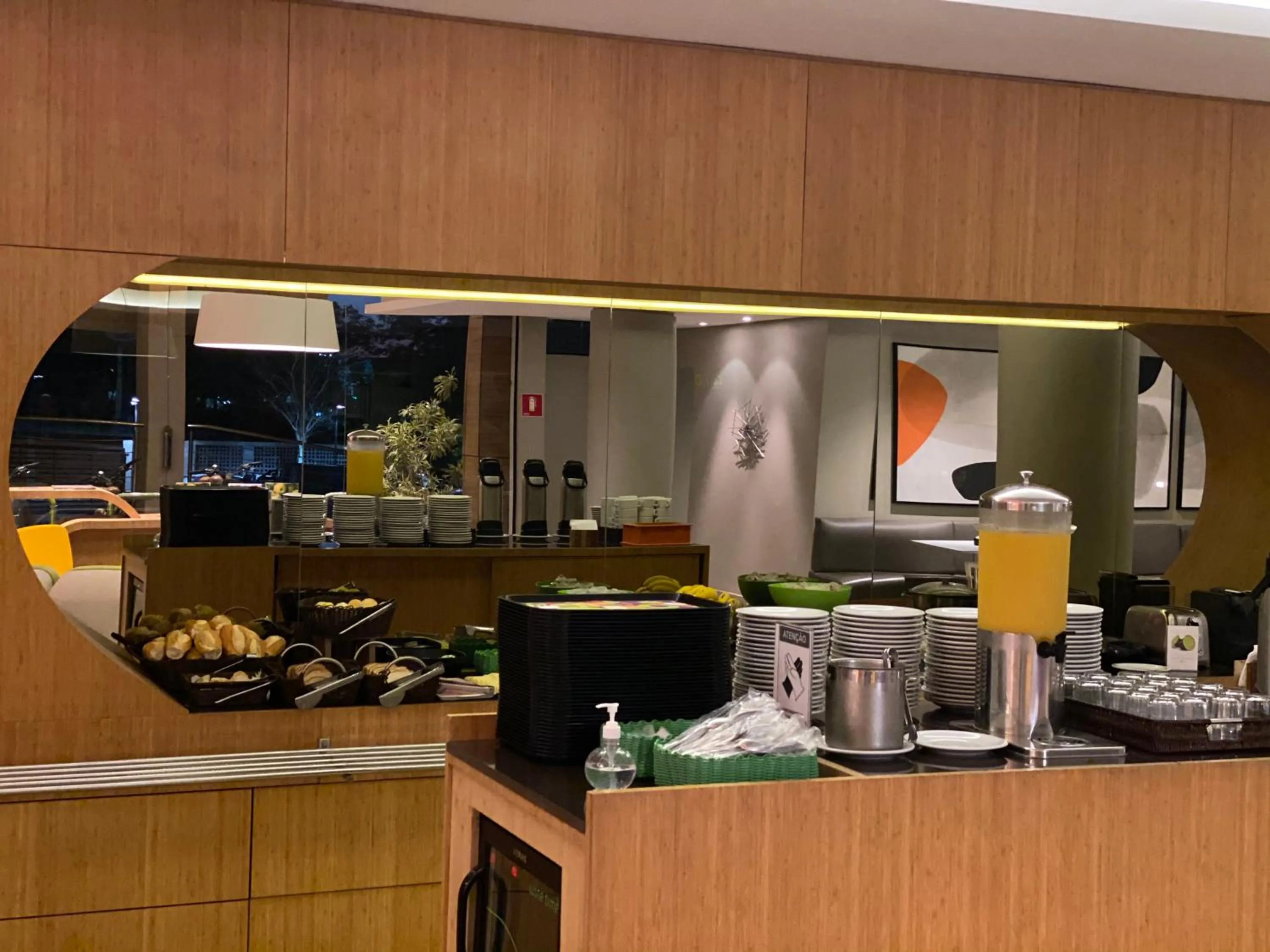 Food and drinks in DMax Hotel