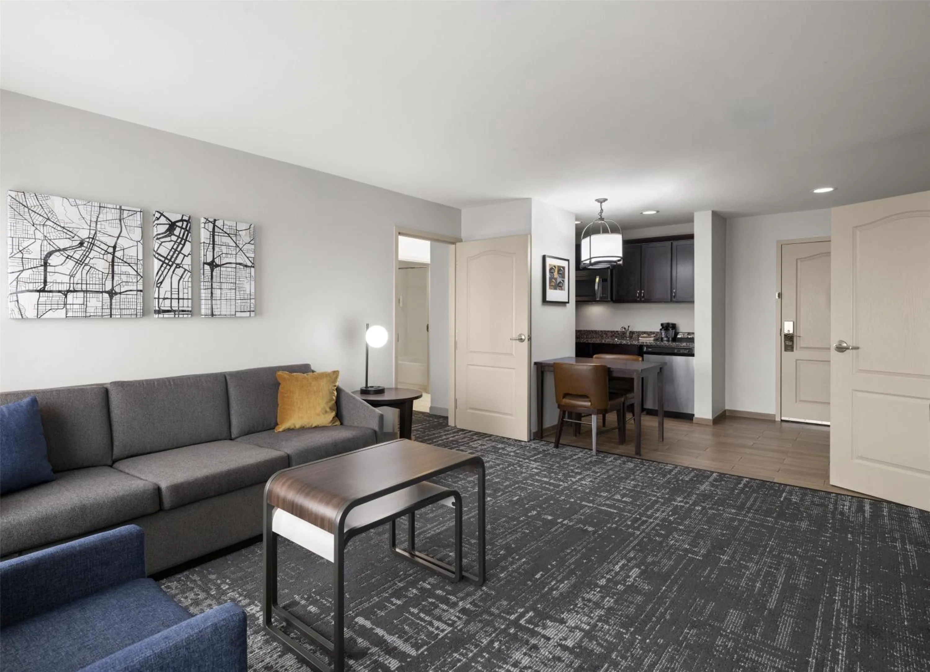 Living room in Homewood Suites by Hilton Akron/Fairlawn