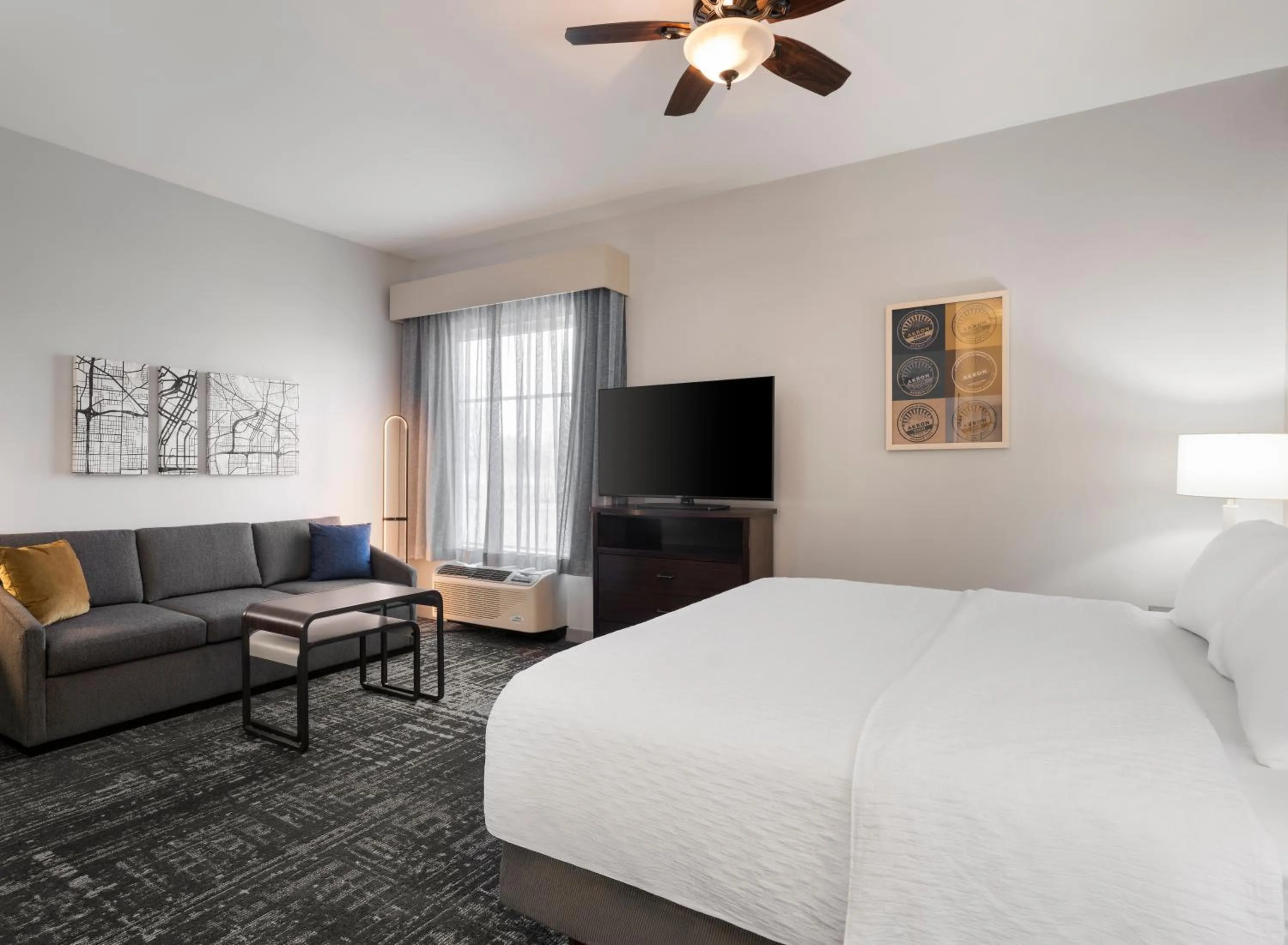 Bed in Homewood Suites by Hilton Akron/Fairlawn