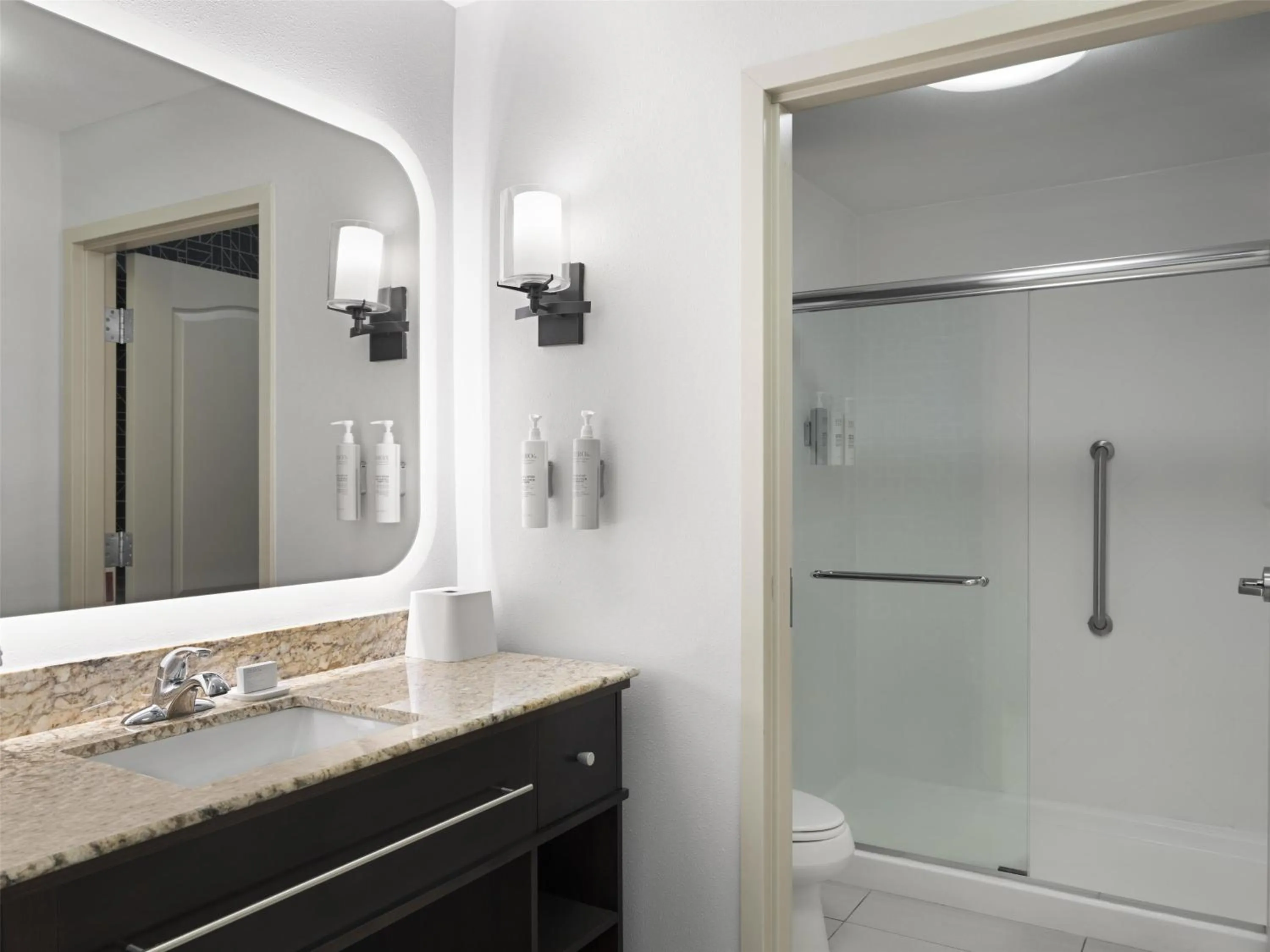 Bathroom in Homewood Suites by Hilton Akron/Fairlawn