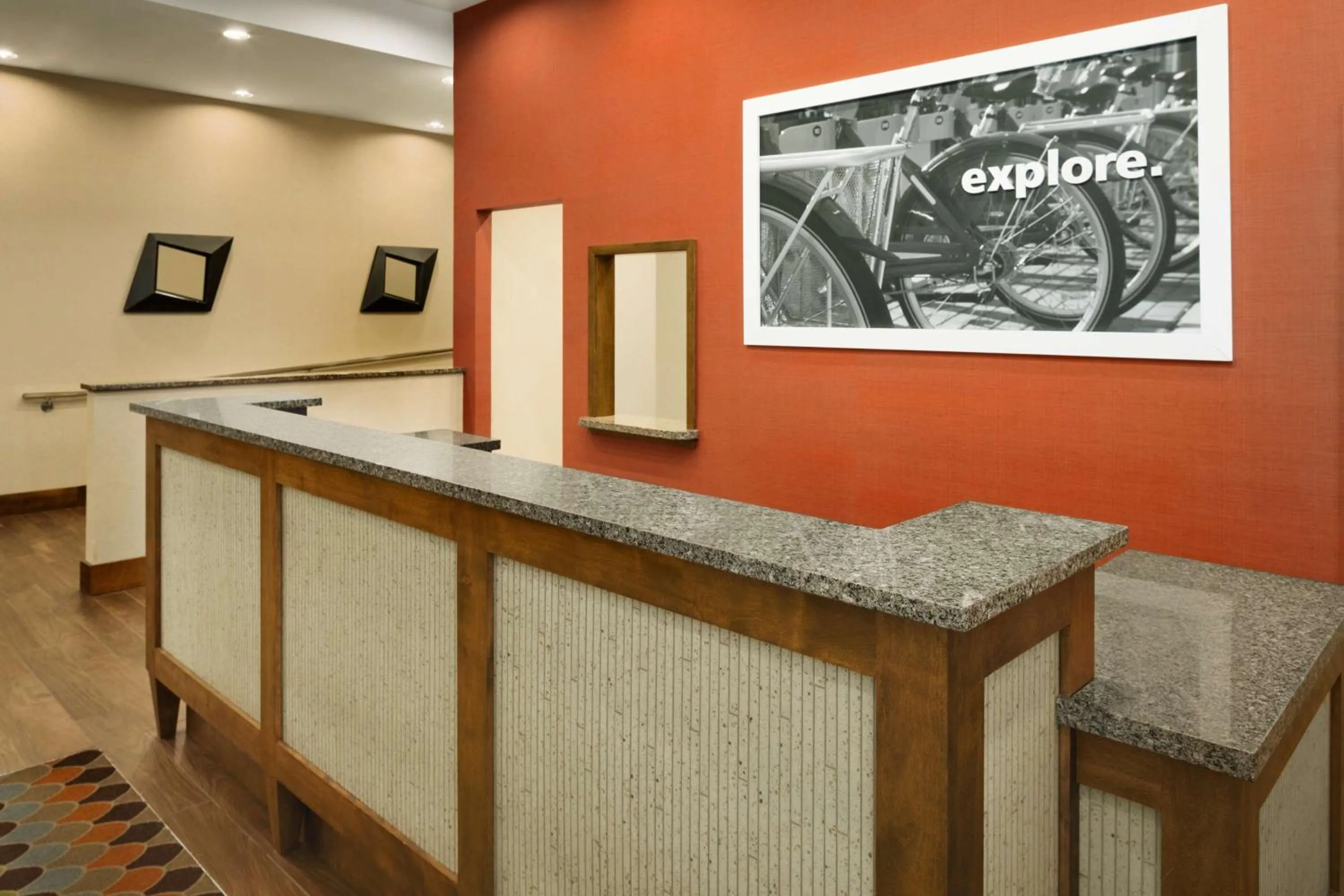 Lobby or reception in Hampton Inn and Suites Clayton/St. Louis-Galleria Area