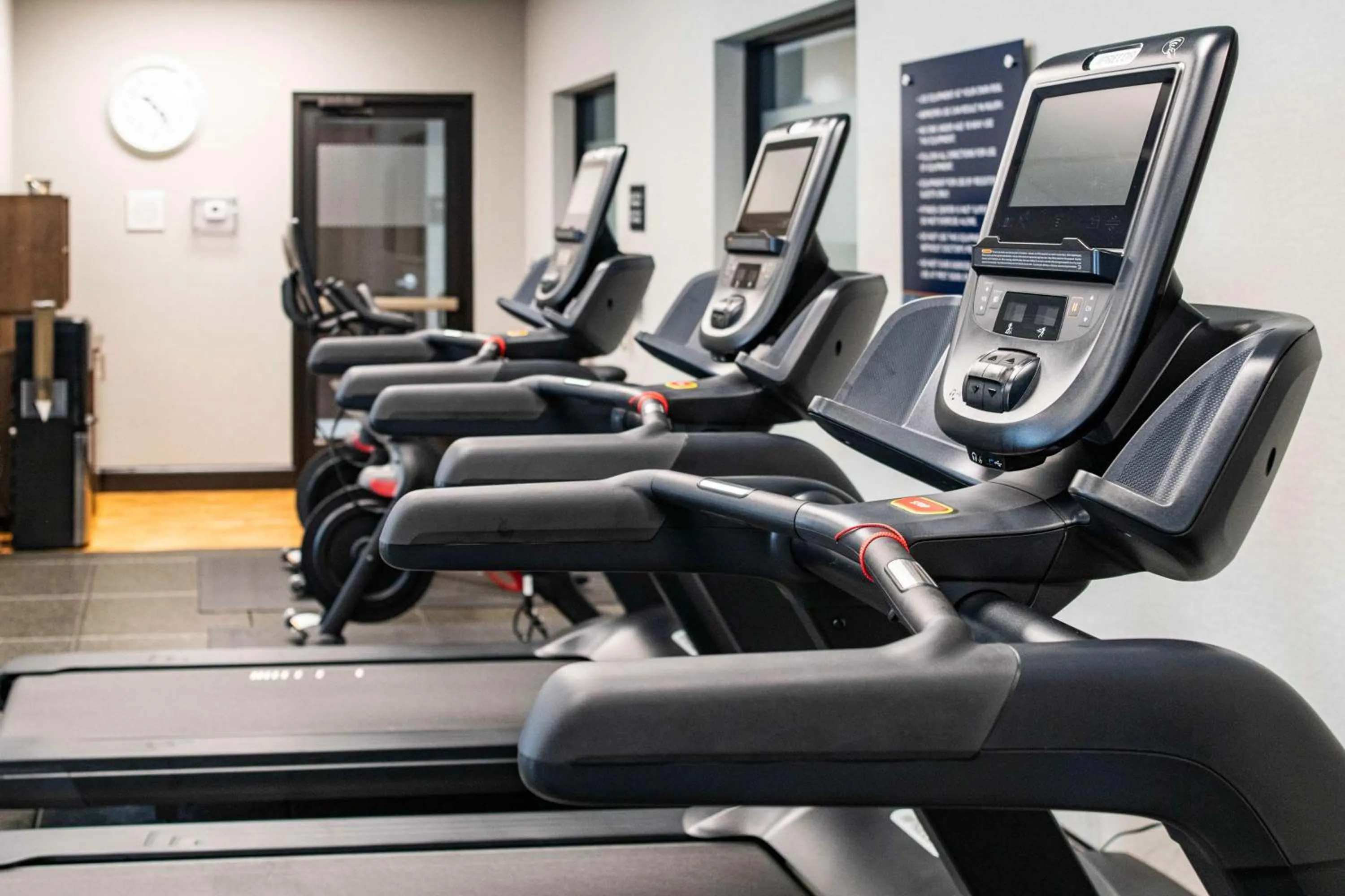 Fitness centre/facilities in Hampton Inn & Suites Effingham