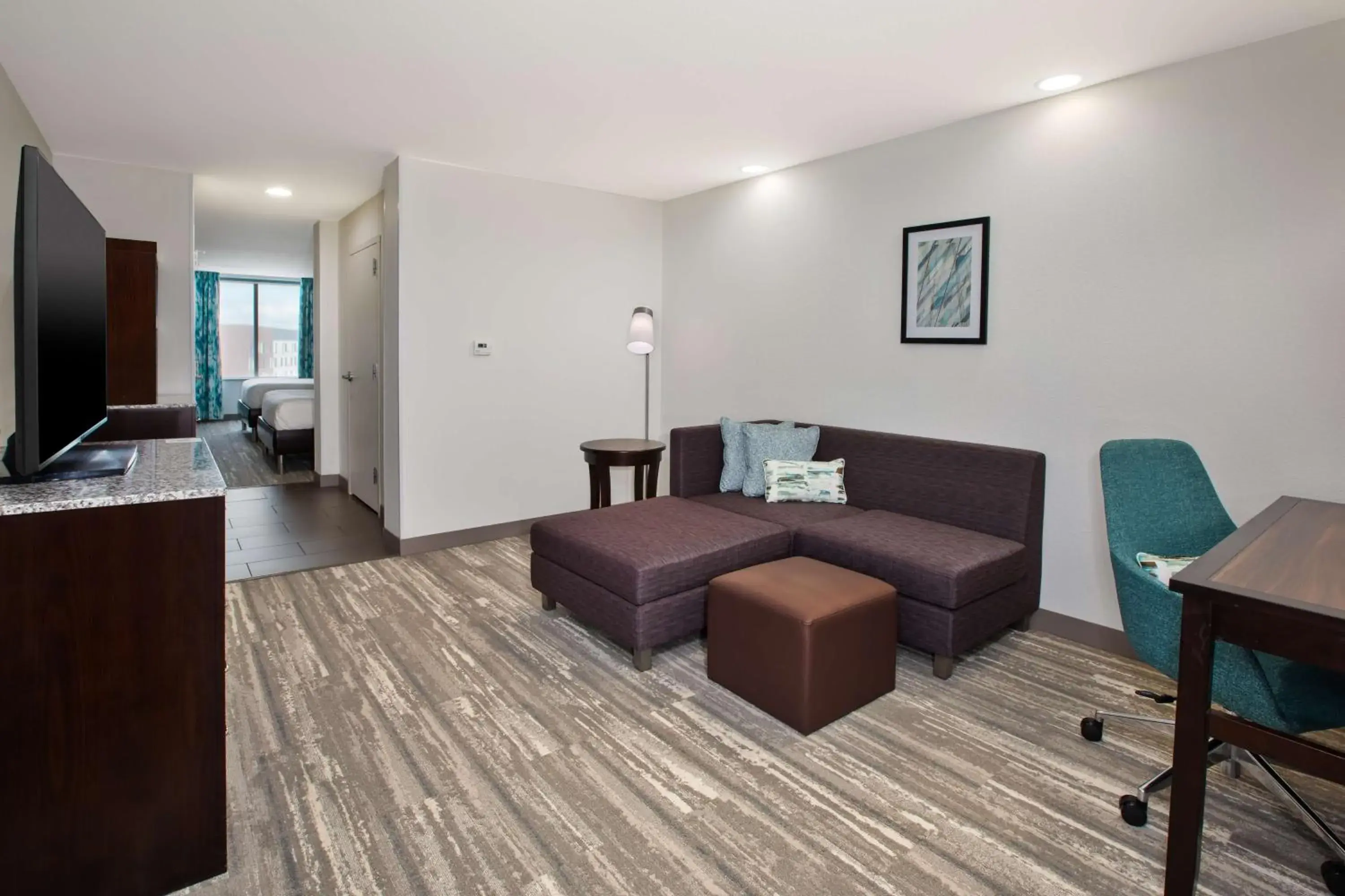 One-Bedroom Queen Suite in Hilton Garden Inn Benton Harbor One-Bedroom Queen Suite in Hilton Garden Inn Benton Harbor