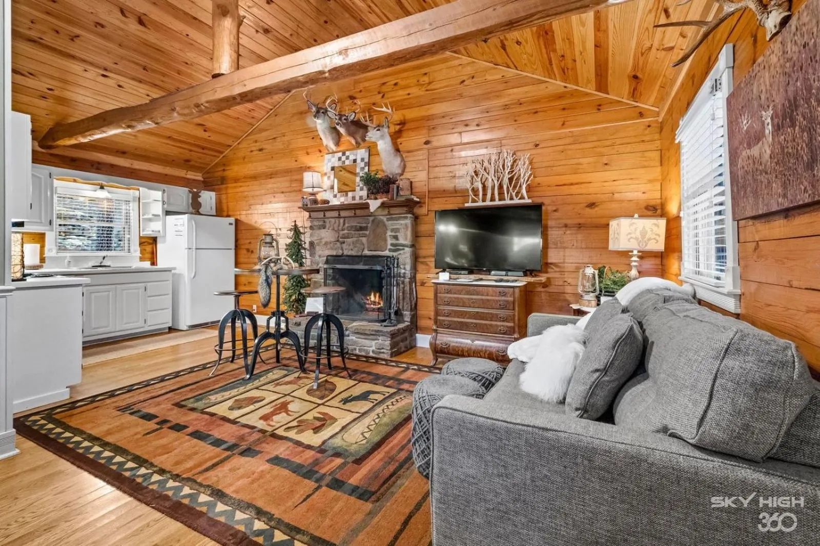 Living room in Cinnamon Valley