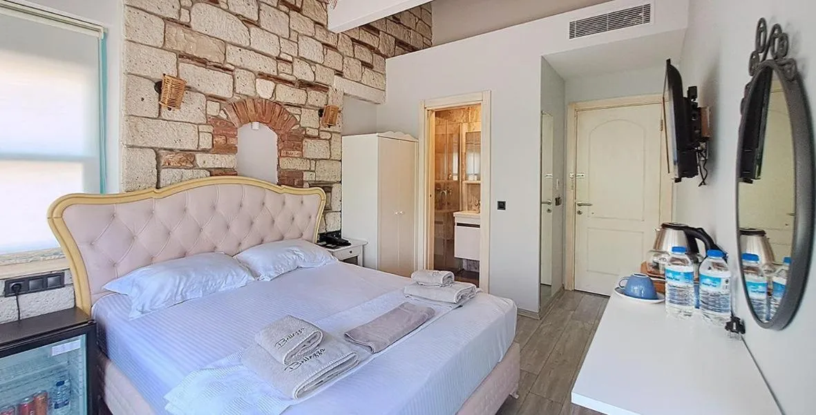 Photo of the whole room, Bed in Bellezza Hotel Alaçatı