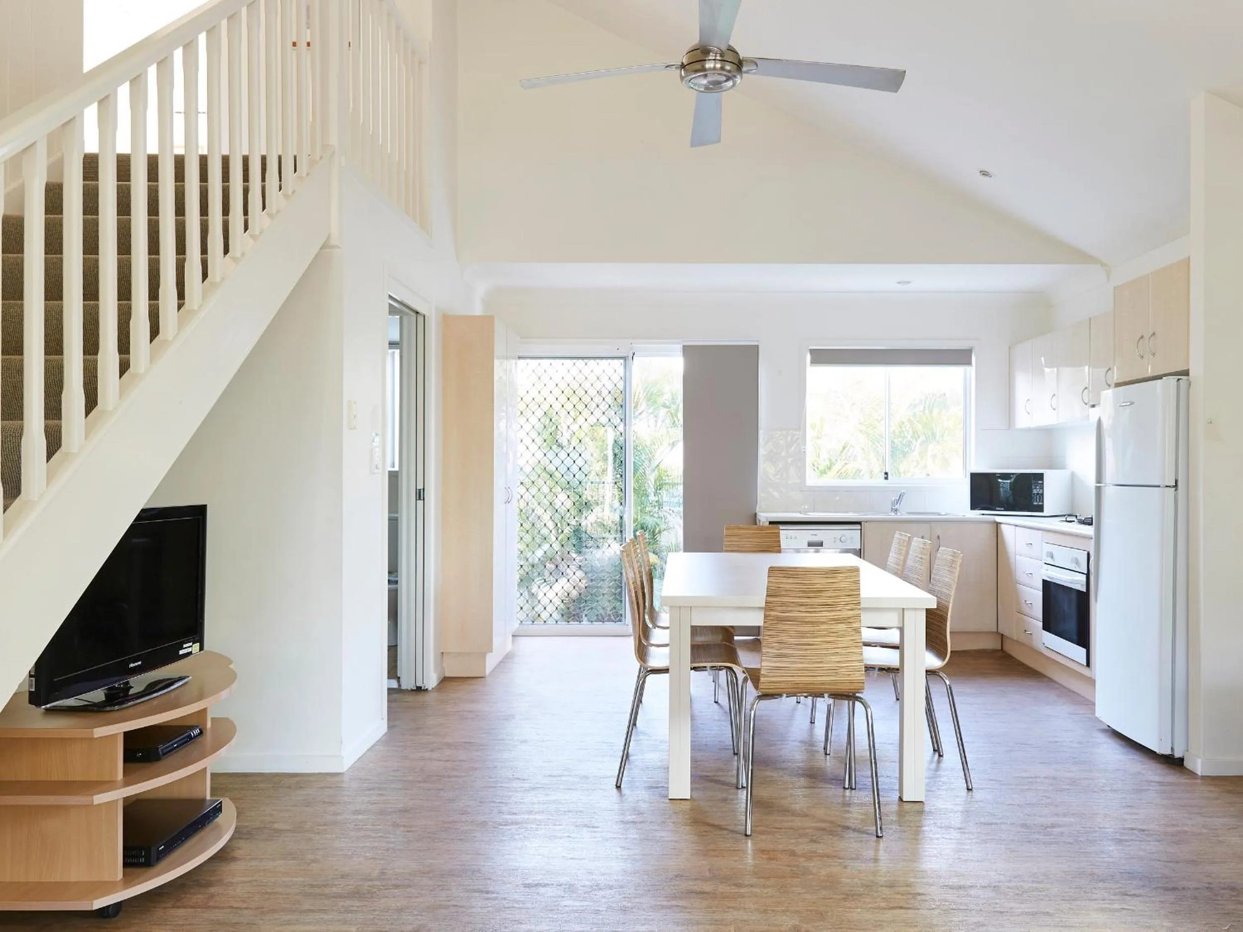 TV and multimedia in NRMA Treasure Island Holiday Resort