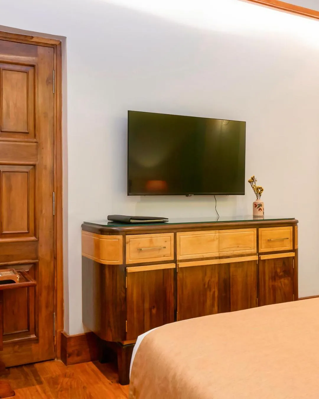 TV and multimedia in THE SHILLONG ADDRESS