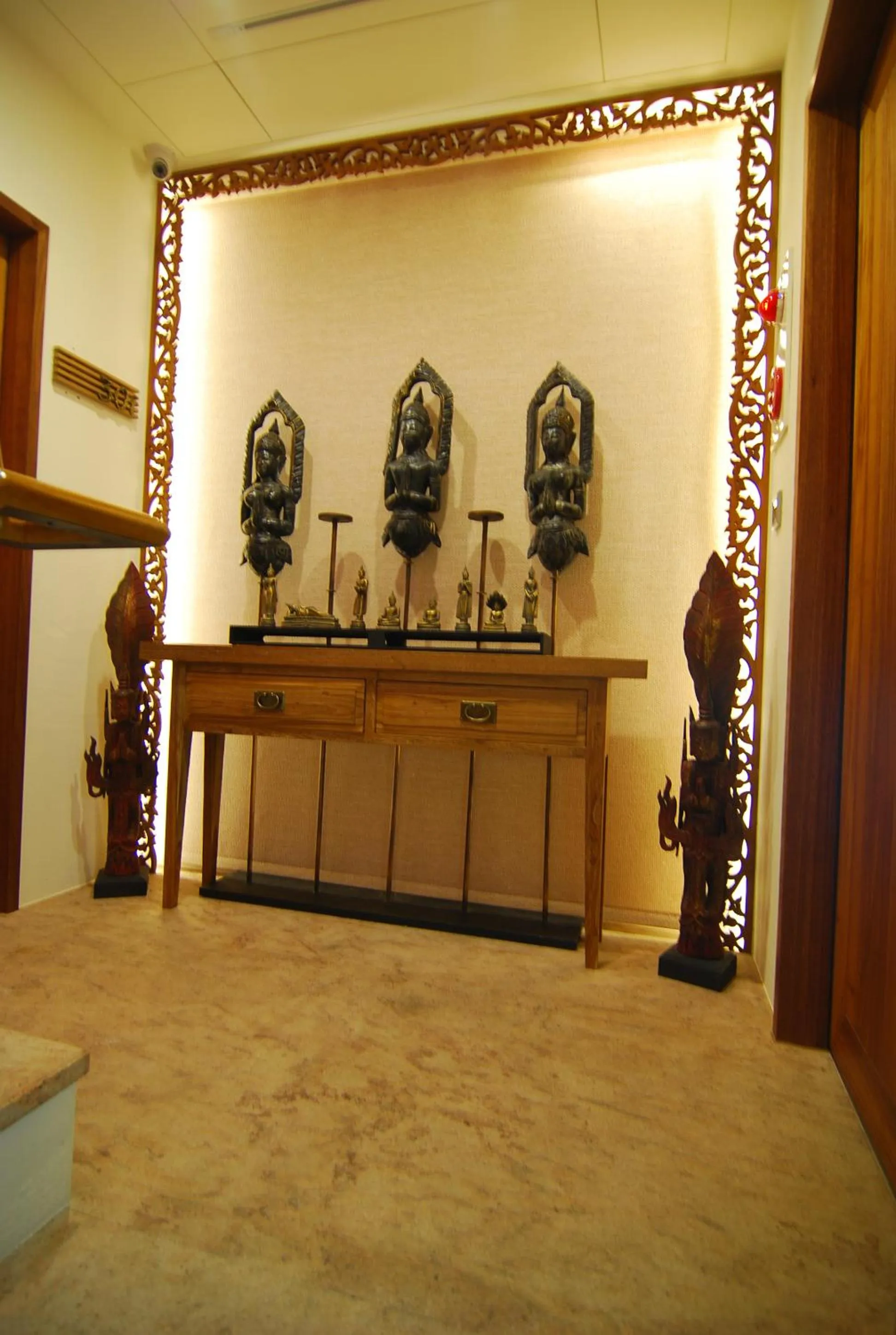 Decorative detail in A&L Inn 戀灣旅棧