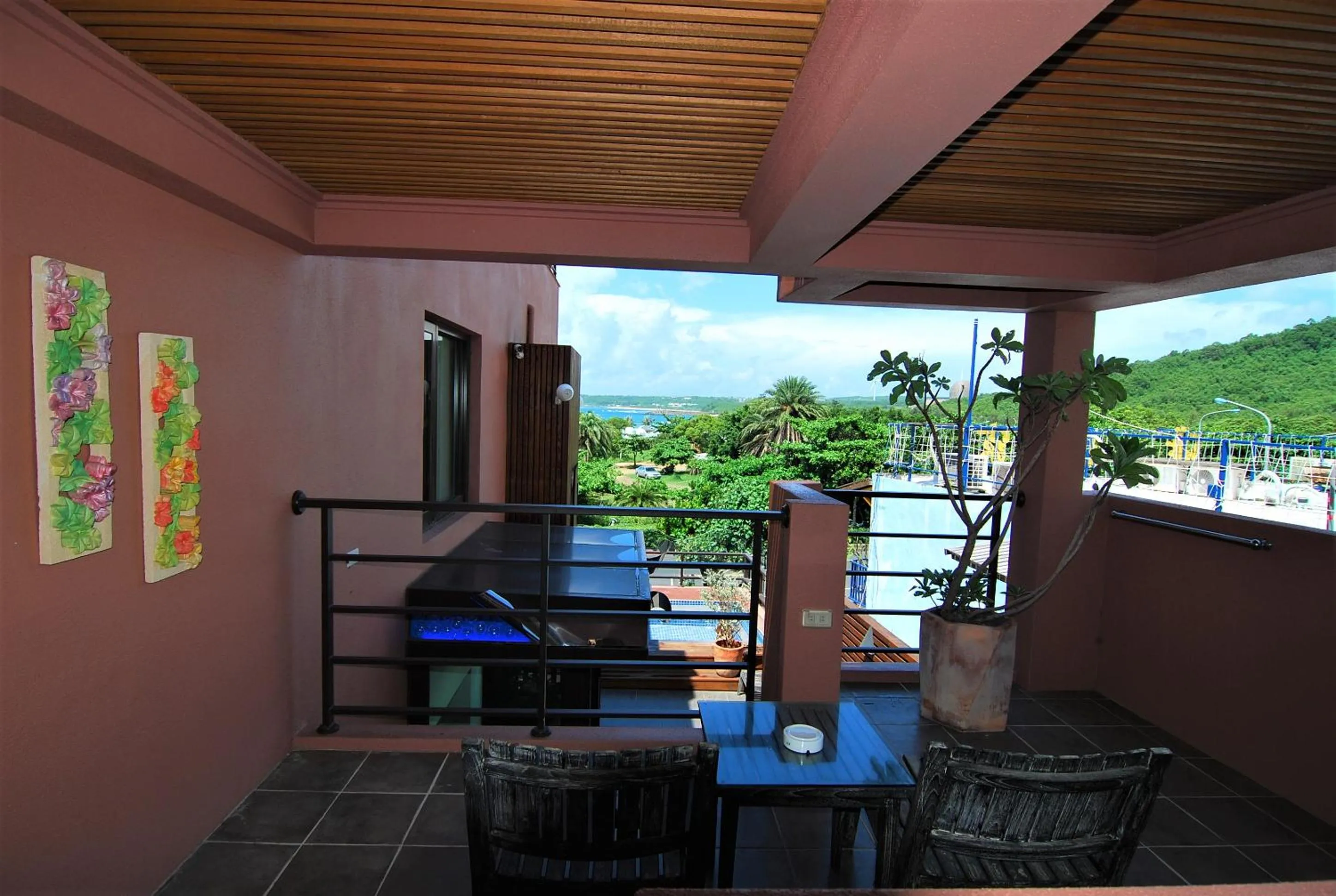 View (from property/room) in A&L Inn 戀灣旅棧