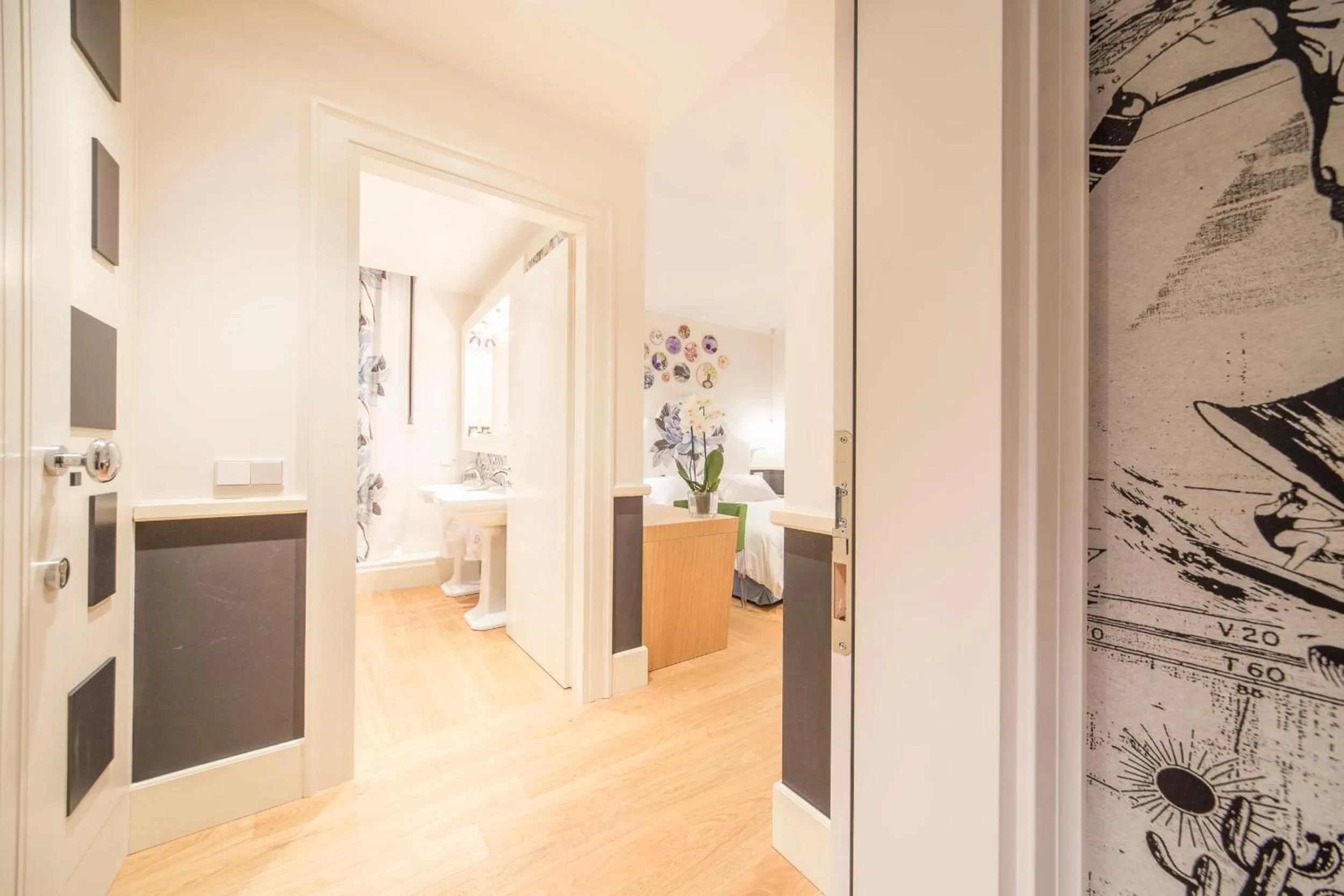 Toilet in Cinque Rooms