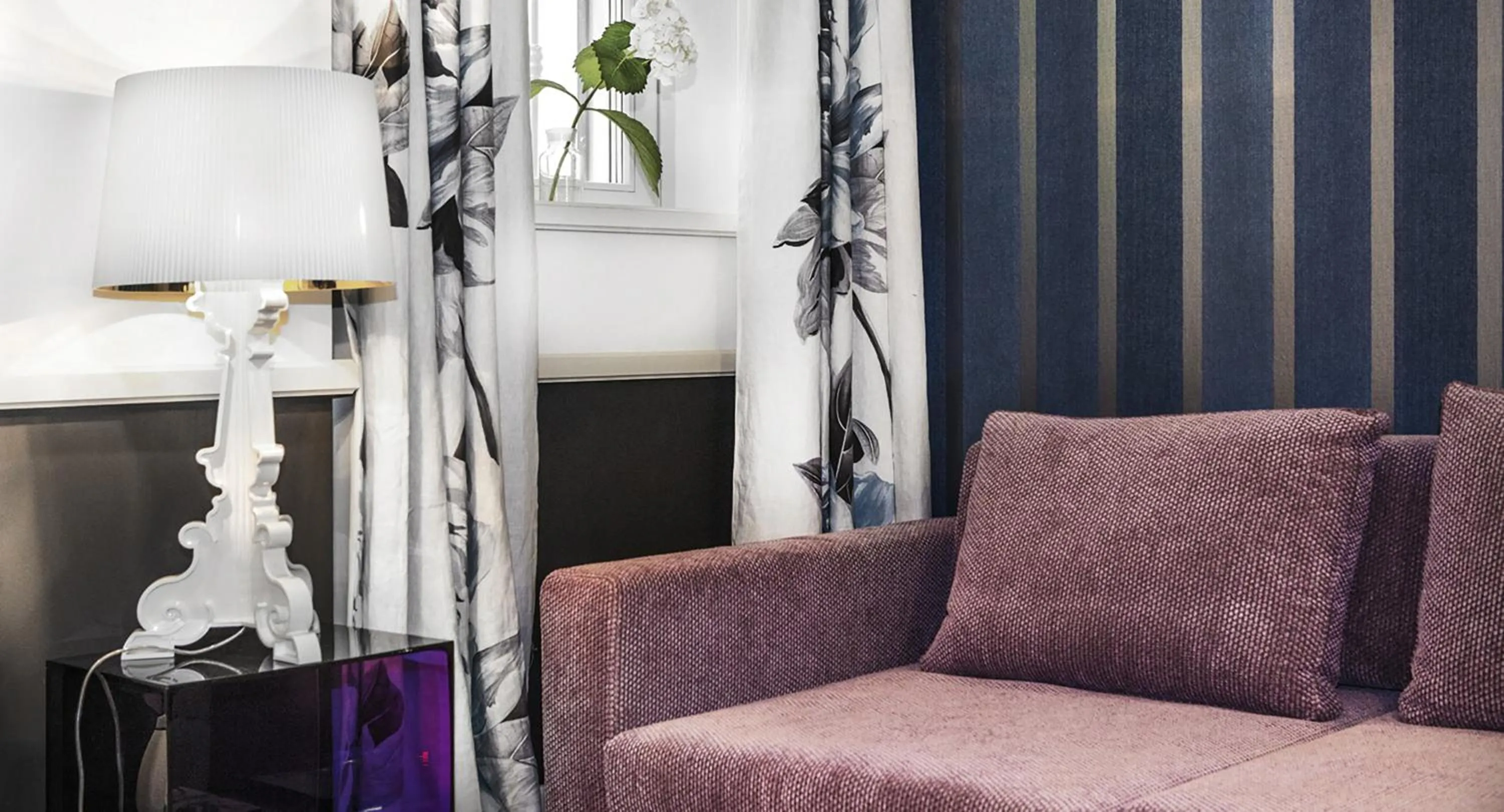 hair dresser in Cinque Rooms