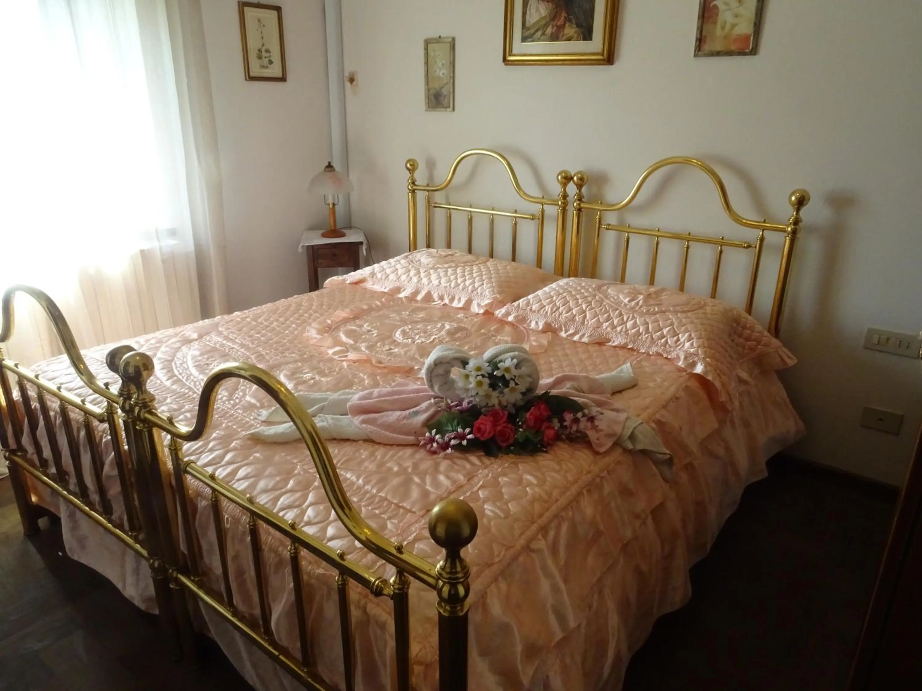 Photo of the whole room, Bed in Le Mimose B&B