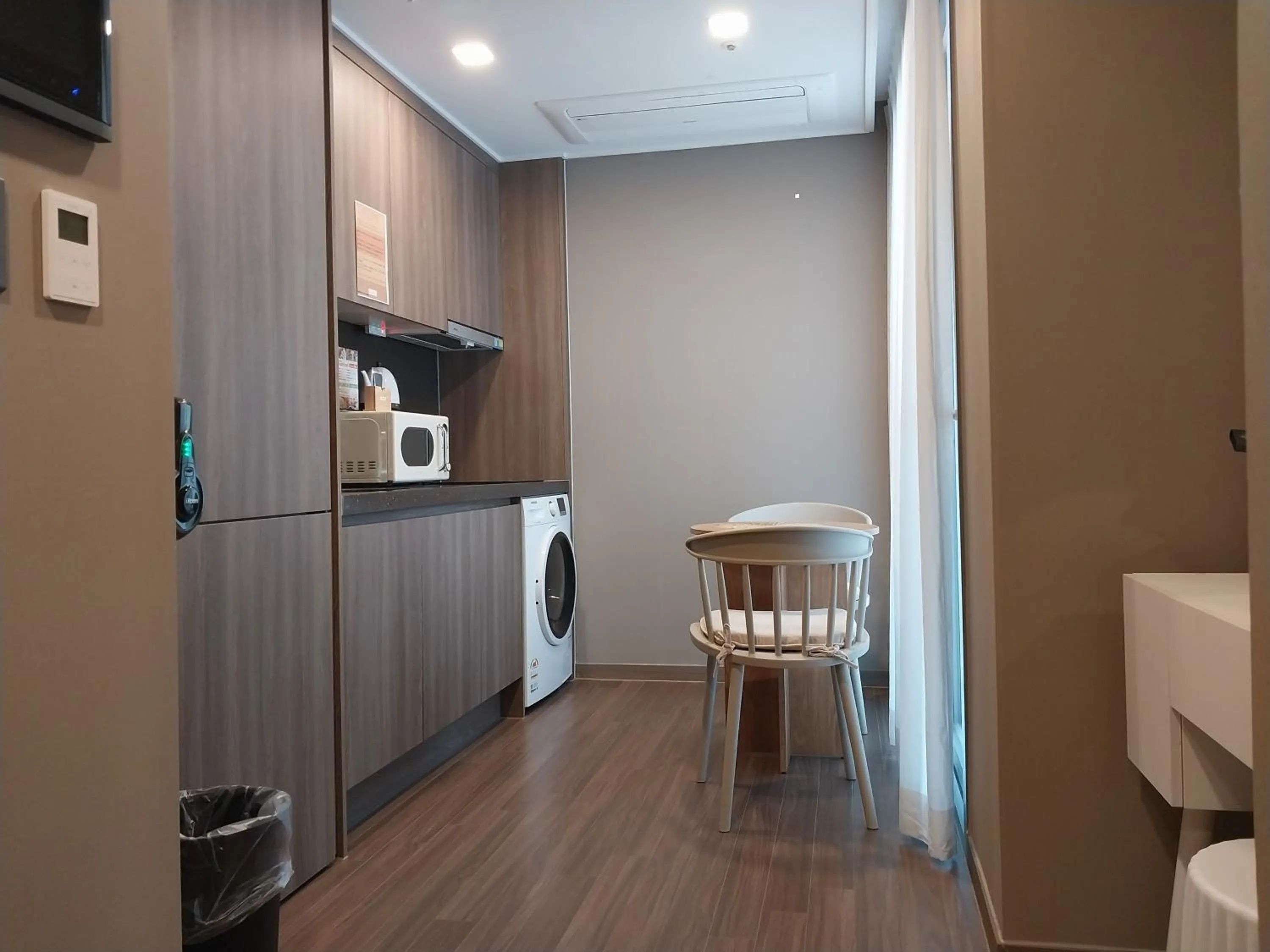 Kitchen or kitchenette in The solid residence - Elbon the stay by haeundae