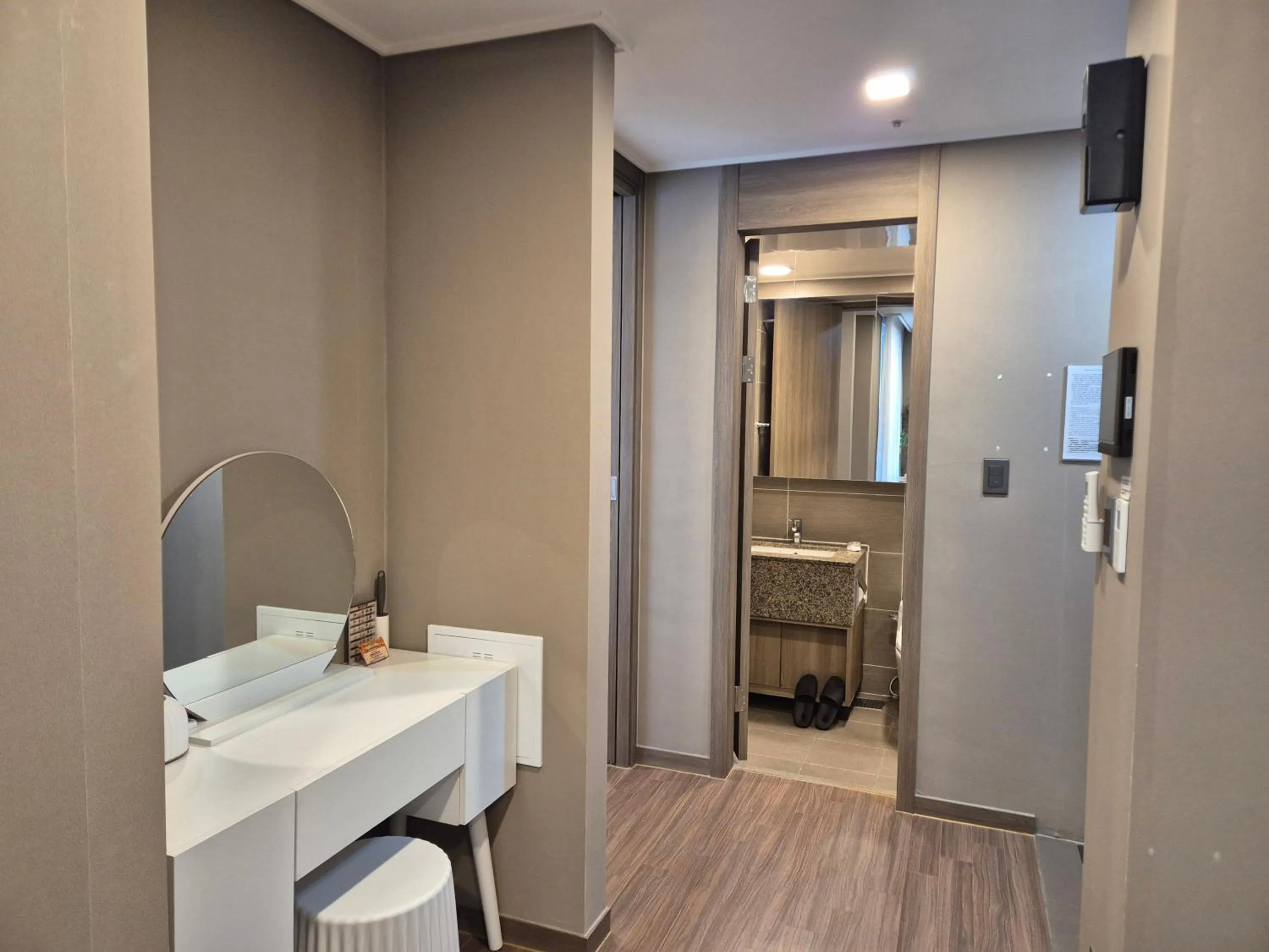 Bathroom in The solid residence - Elbon the stay by haeundae