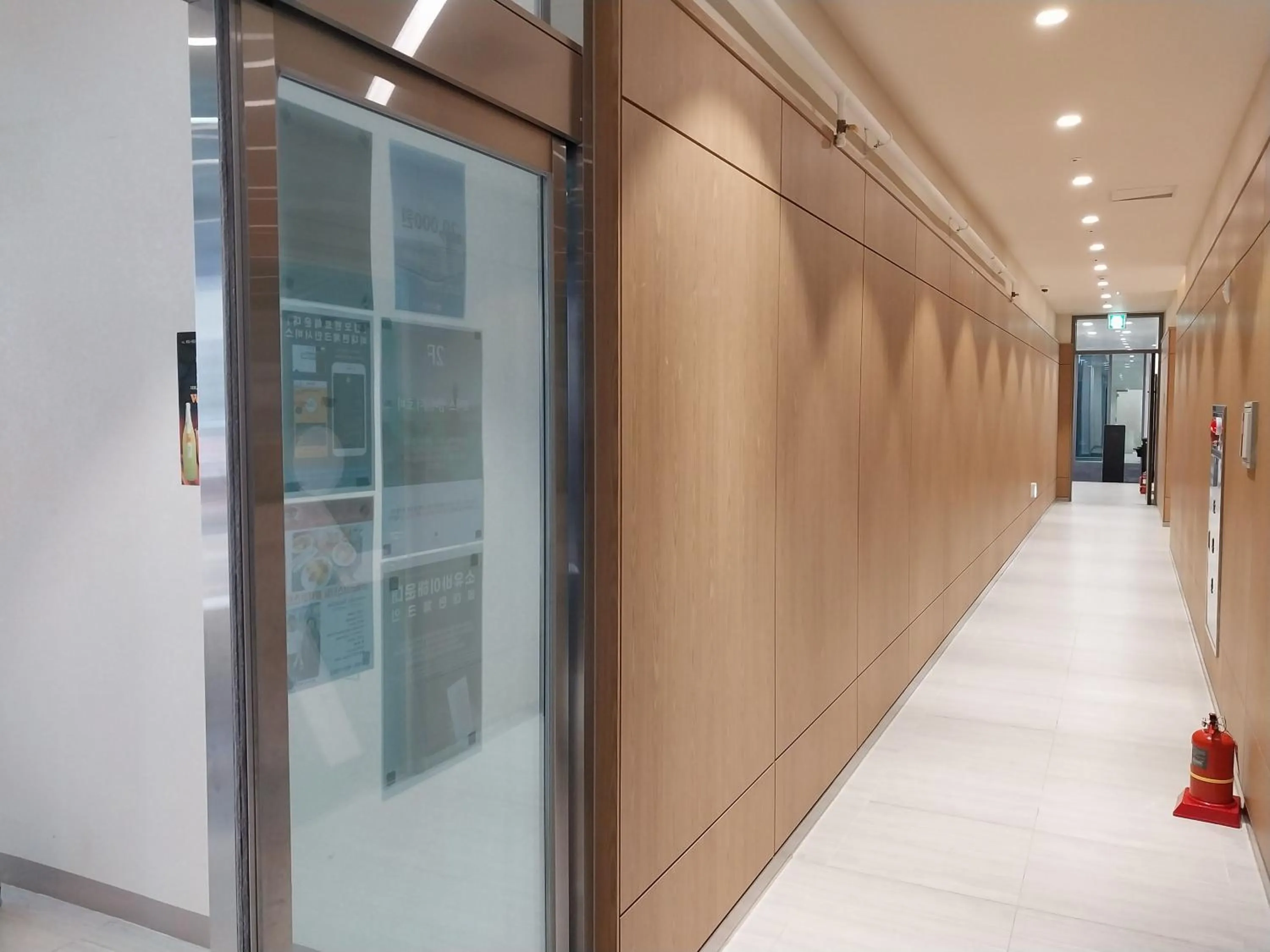 Facade/entrance in The solid residence - Elbon the stay by haeundae