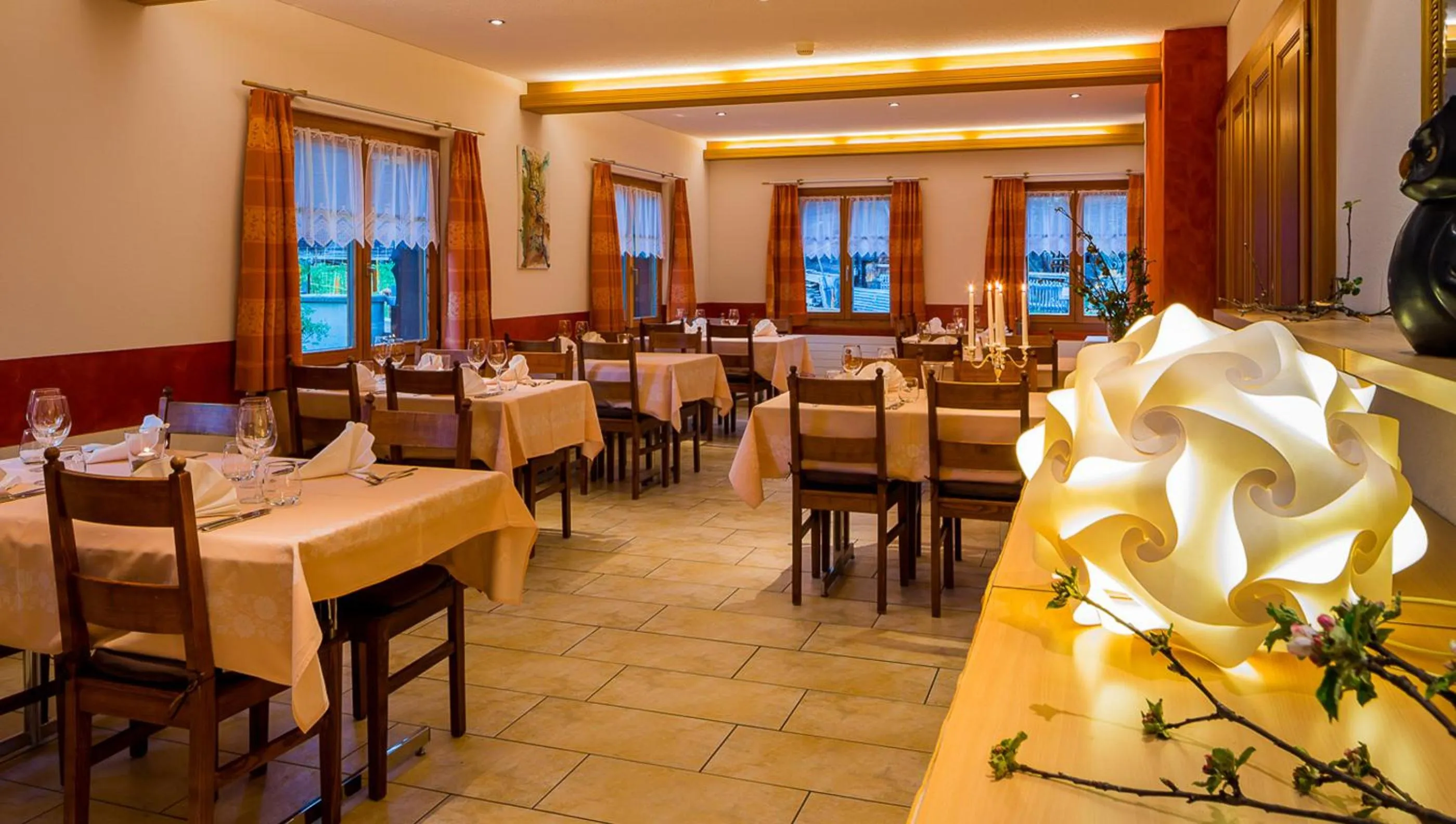 Banquet/Function facilities in Swiss Lodge Joopi