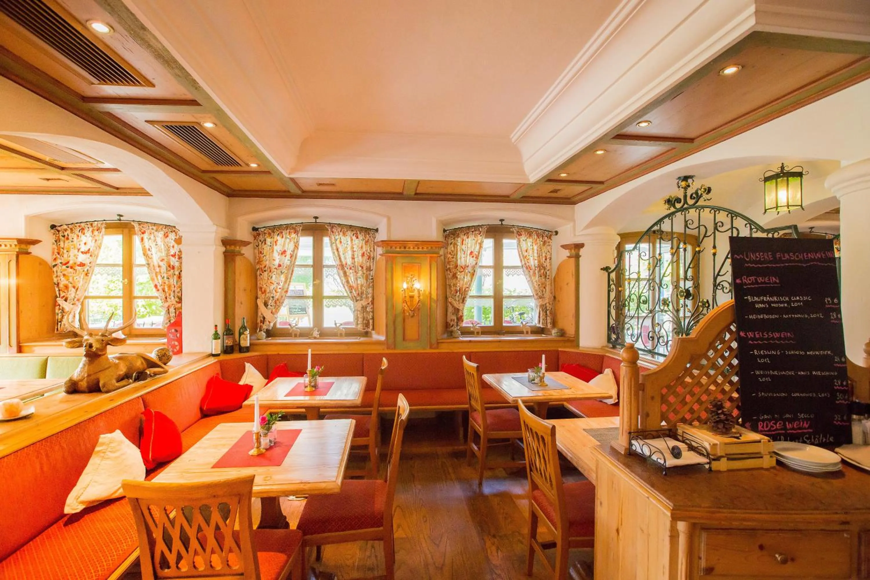 Restaurant/places to eat in DEVA Villa Mittermaier