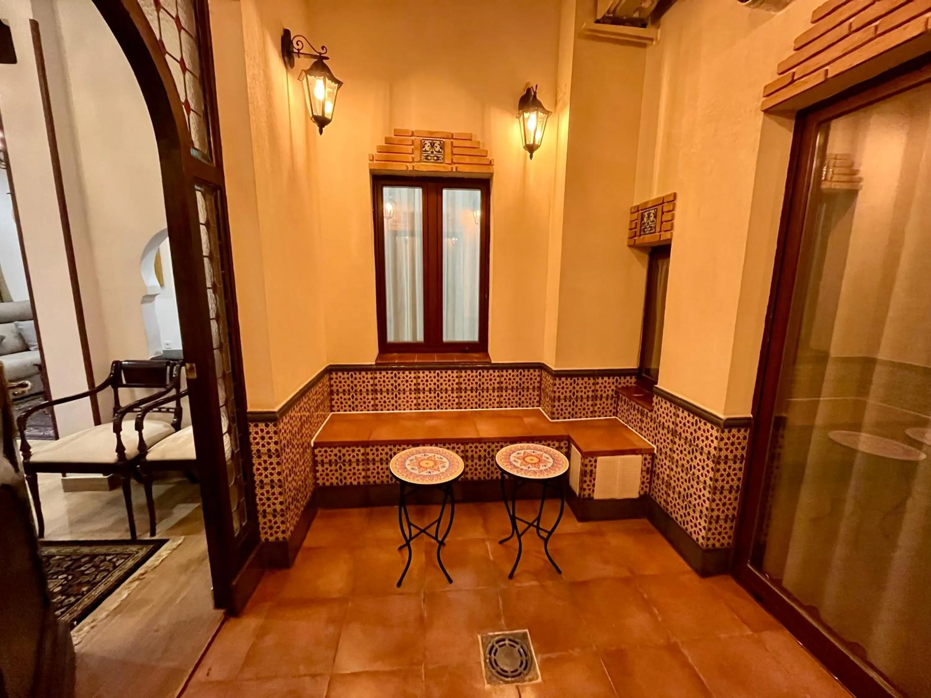 Inner courtyard view in Casón De Los López Apartments