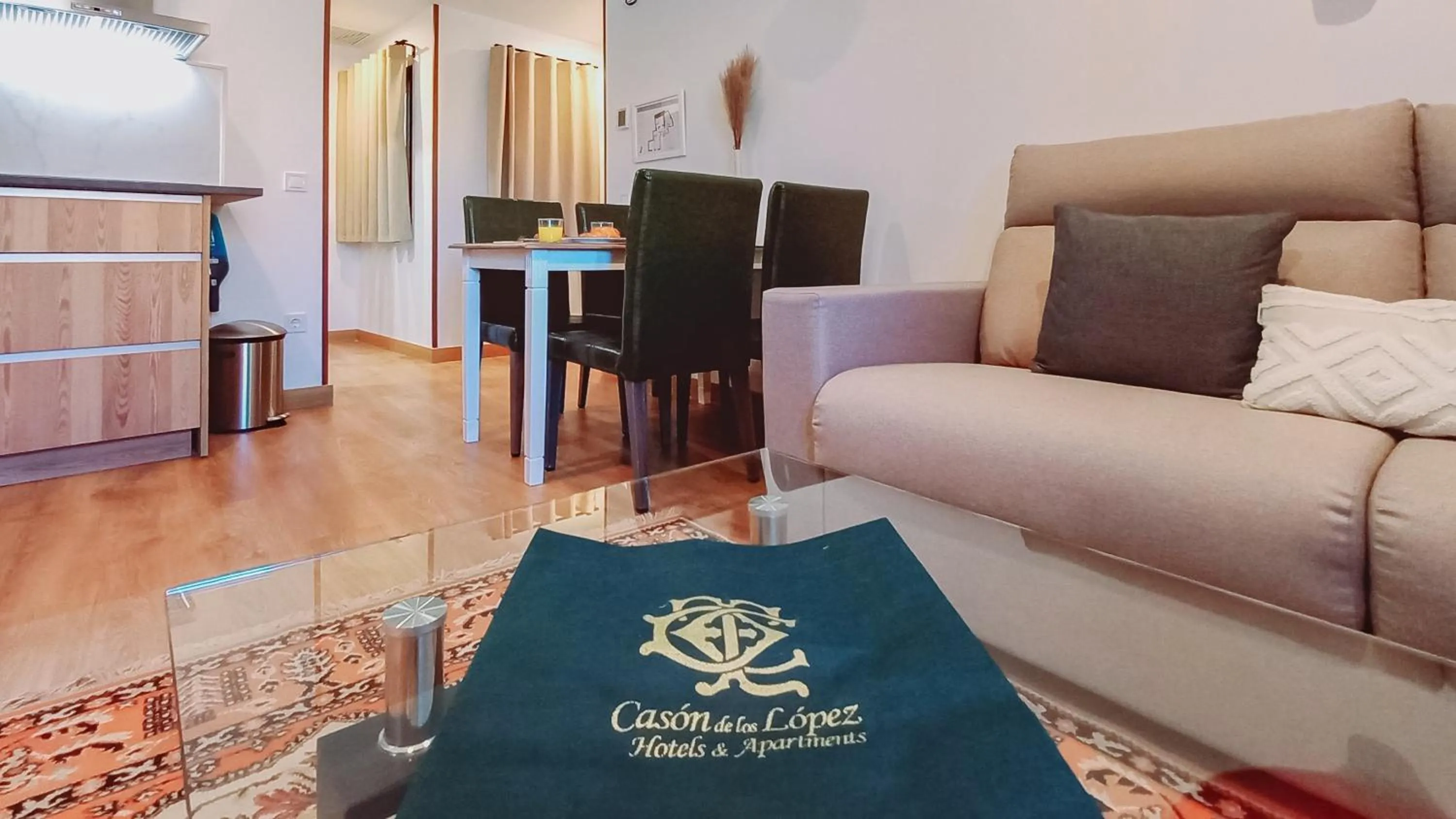 Kitchen or kitchenette in Casón De Los López Apartments