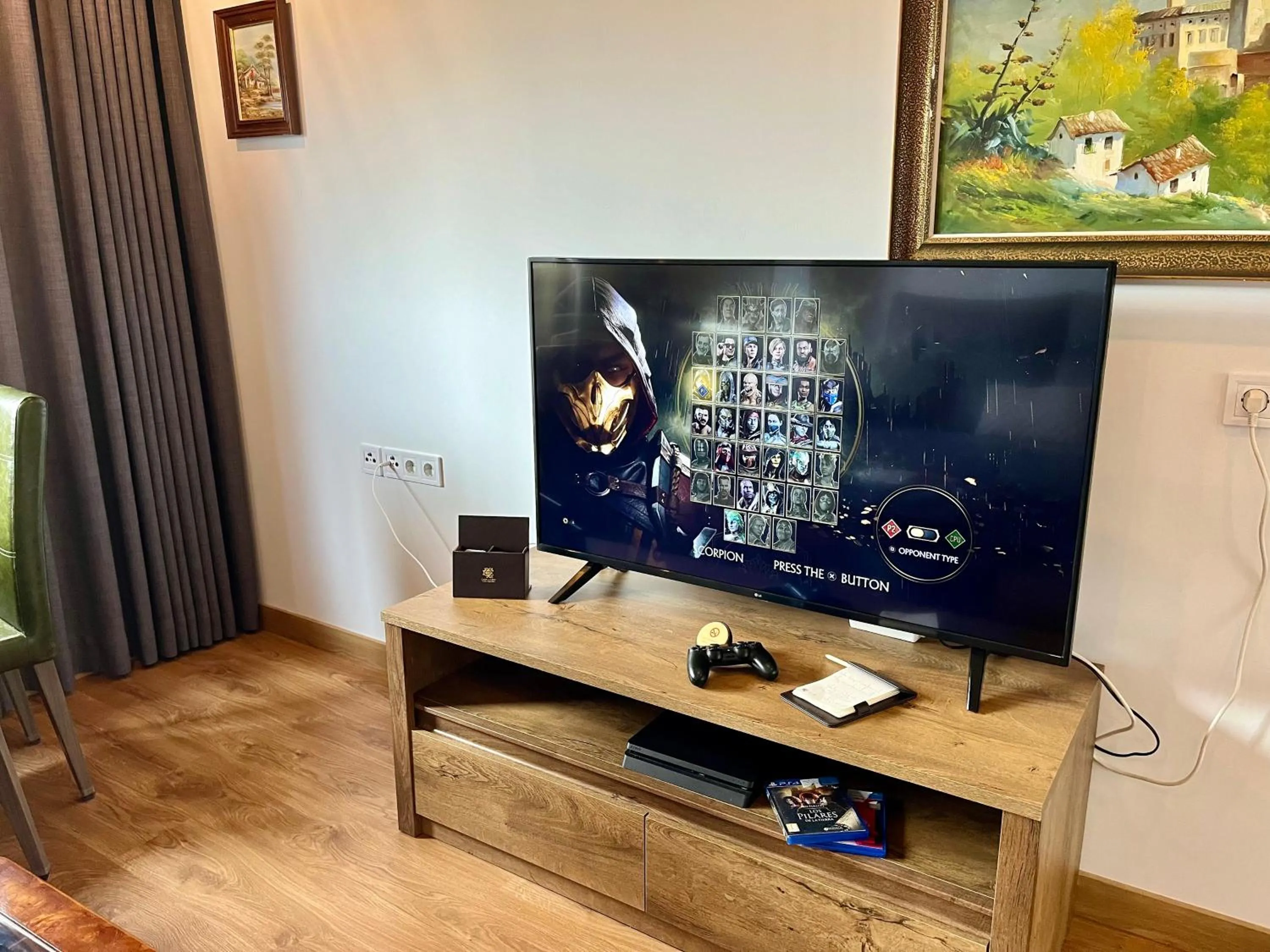 TV and multimedia in Casón De Los López Apartments