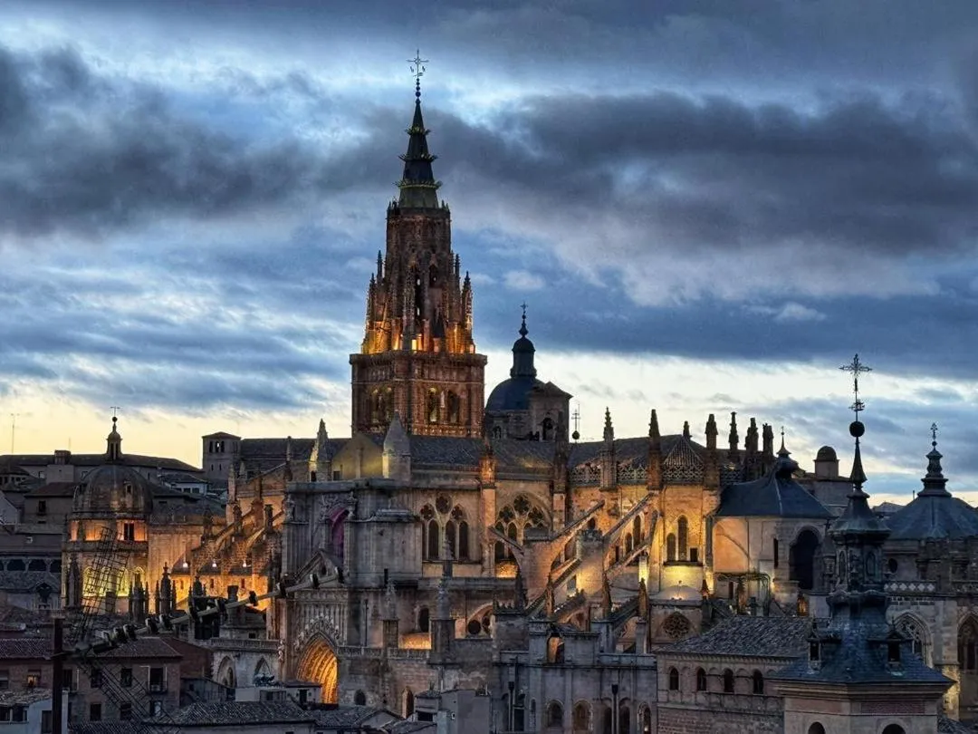 Casón De Los López Apartments