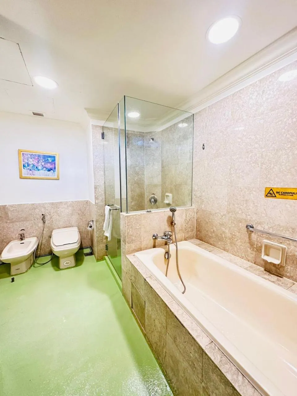 Toilet in KL COZY GOLD SUITE At TIMES SQUARE