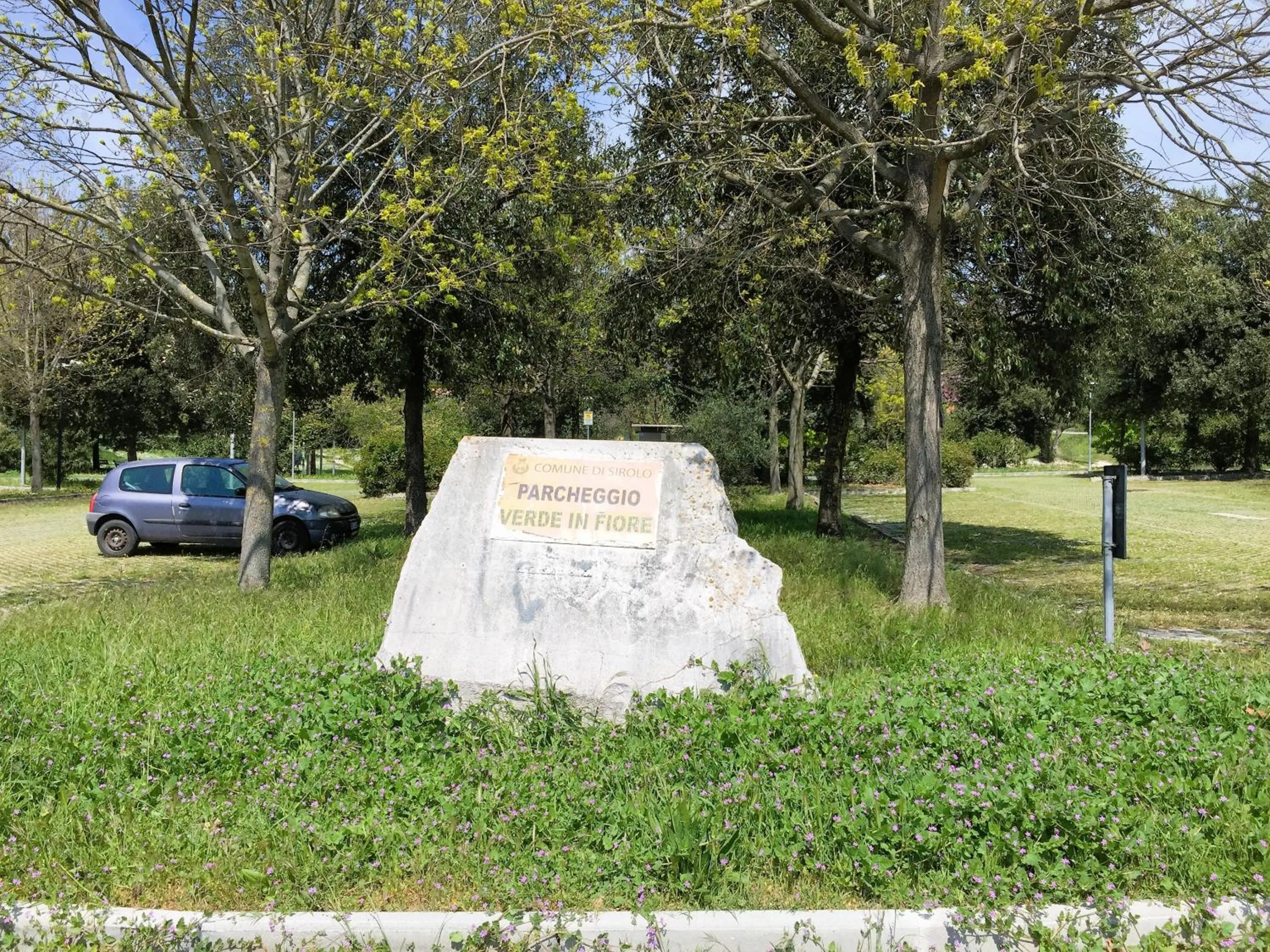 Parking in Zimmer Camere