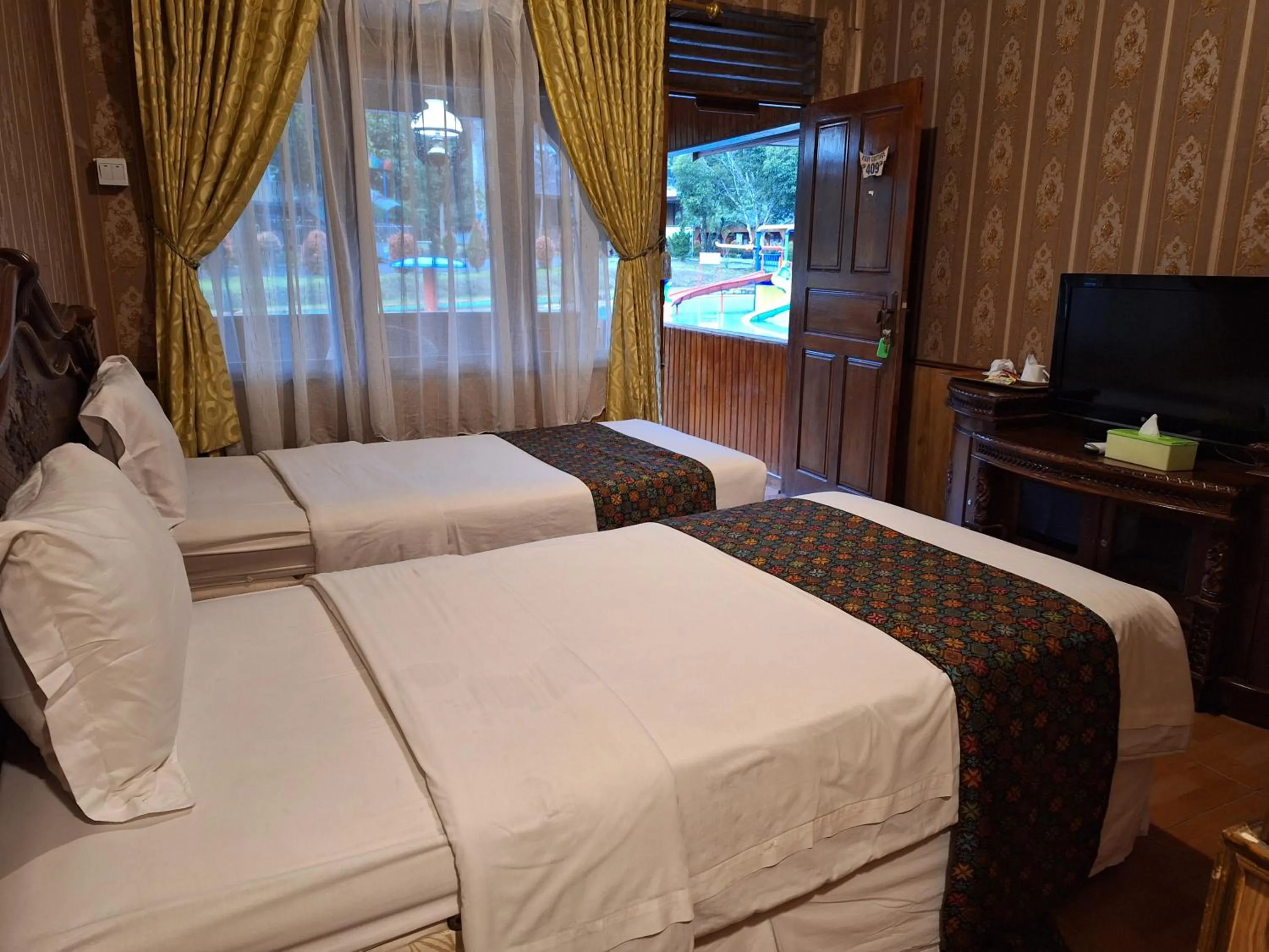 Bed in Mifan Resort And Waterpark