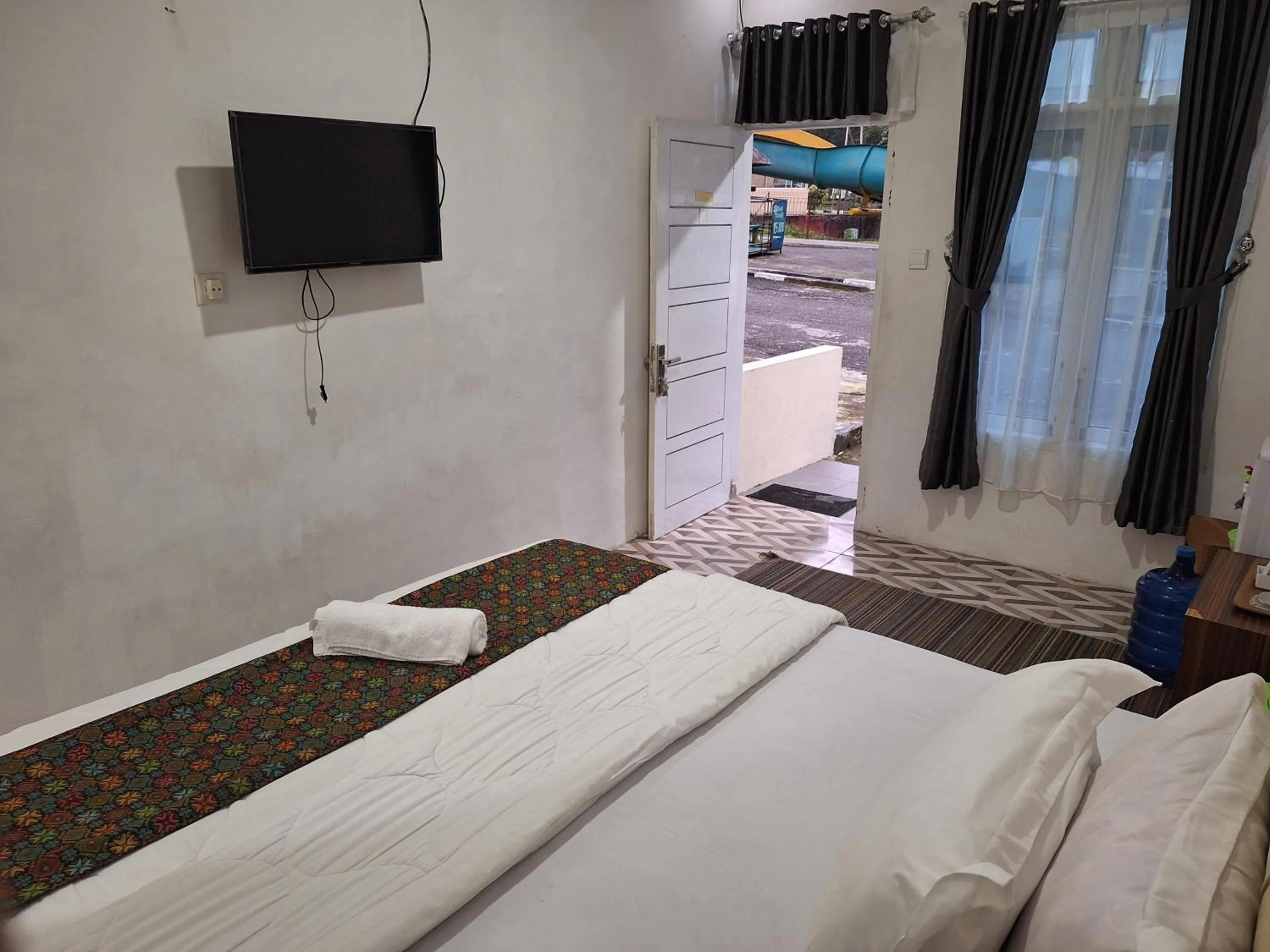 TV and multimedia, Bed in Mifan Resort And Waterpark