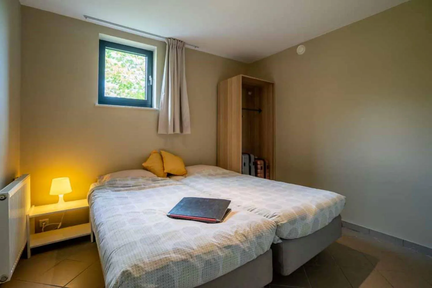 Bedroom, Bed in Vakantiewoningen Hoeve Carpe Diem - Dalhem - Aubel - Voeren