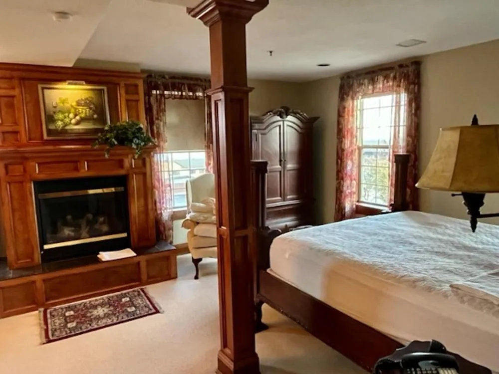 Bed in The Port Hotel