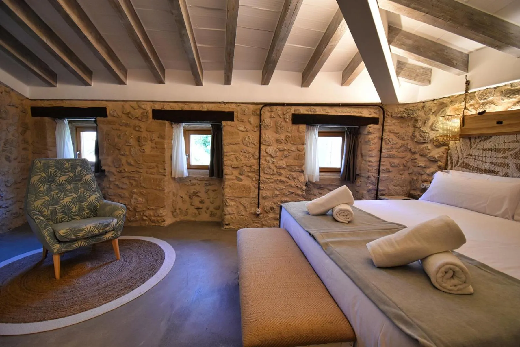 Photo of the whole room in Calvario Plaza Hotel