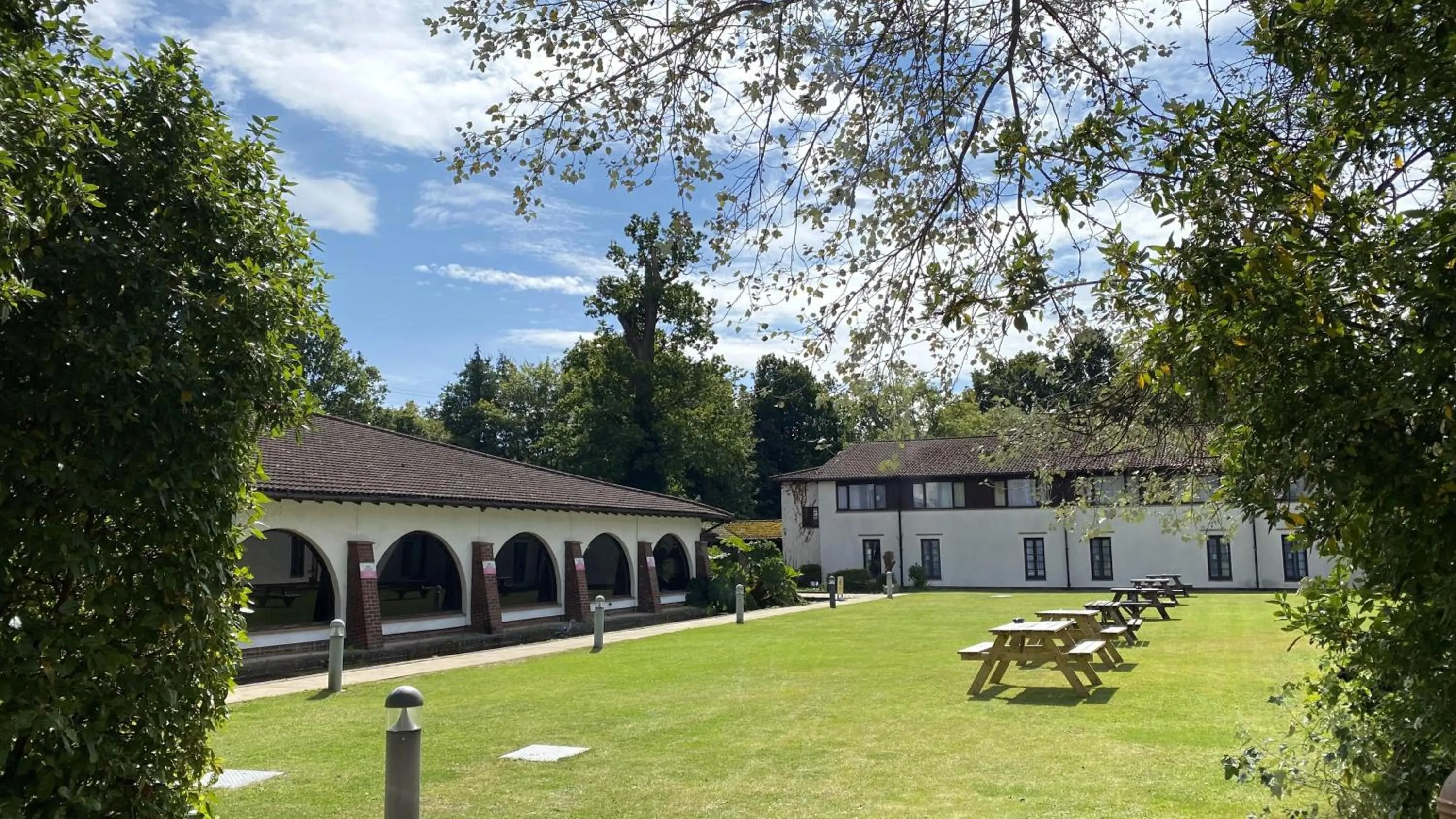 Garden in Europa Gatwick Hotel
