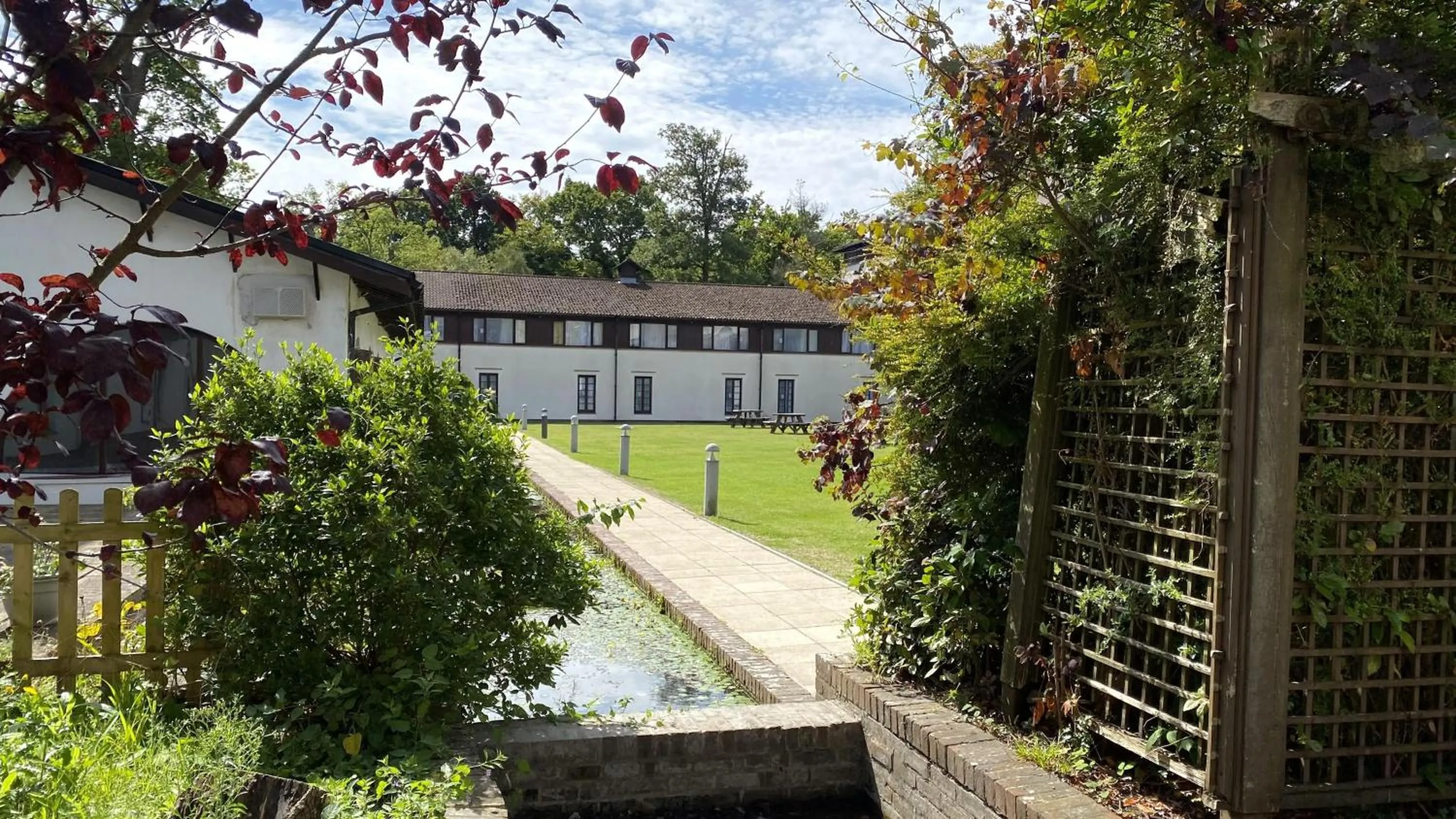 Garden in Europa Gatwick Hotel